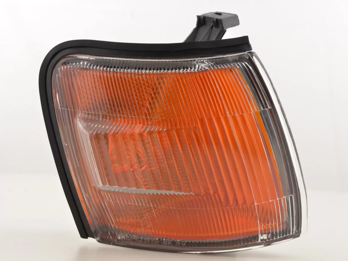Verschleißteile Frontblinker rechts Toyota Starlet (P8) Bj. 90