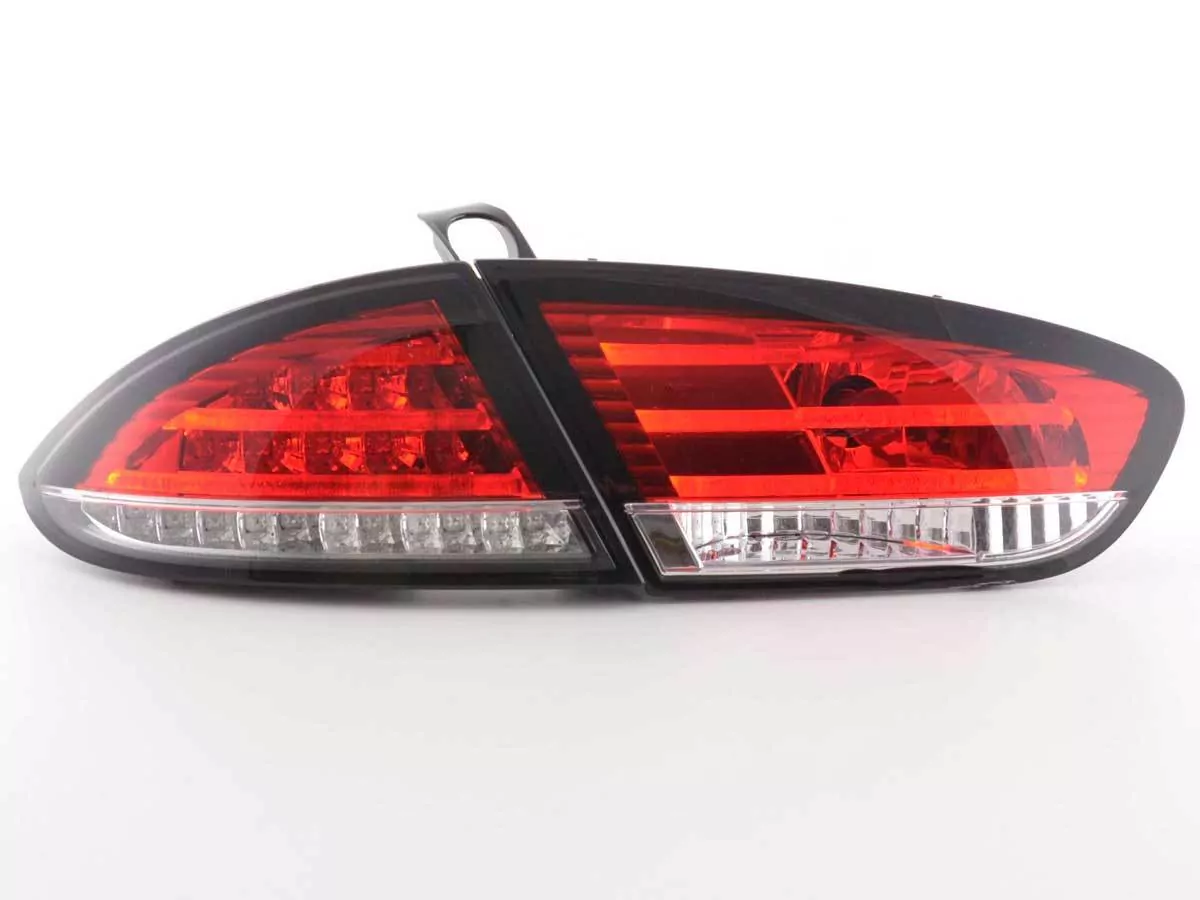 LED Rückleuchten Set Seat Leon Typ 1P Bj. 09-12 rot/klar