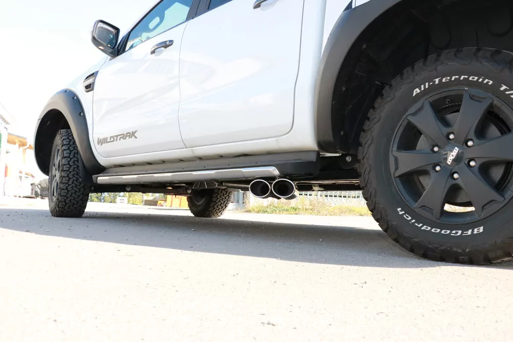 Ford Ranger ab 10/2016 4x4 - Wildtrak  Endschalldämpfer Sidepipe, Ausgang rechts und links am Fahrzeug - 2x115x85 Typ 38 rechts/links