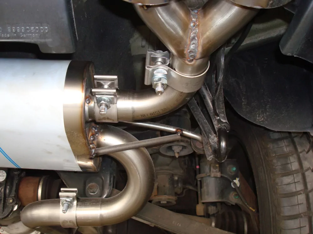 Hyundai Tucson Allrad 2,7l - JM  Endschalldämpfer quer Ausgang rechts/links - 2x90 Typ 12 rechts/links