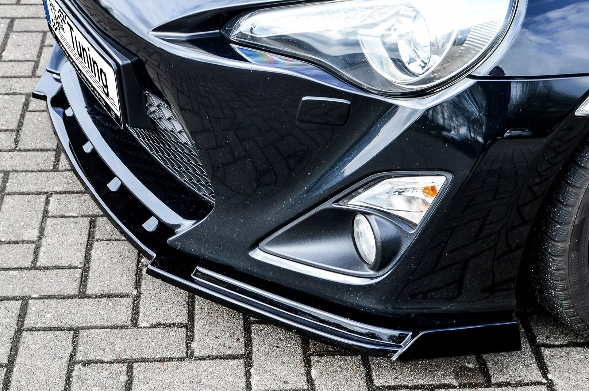 Cup Frontspoilerlippe mit Wing für Toyota GT86