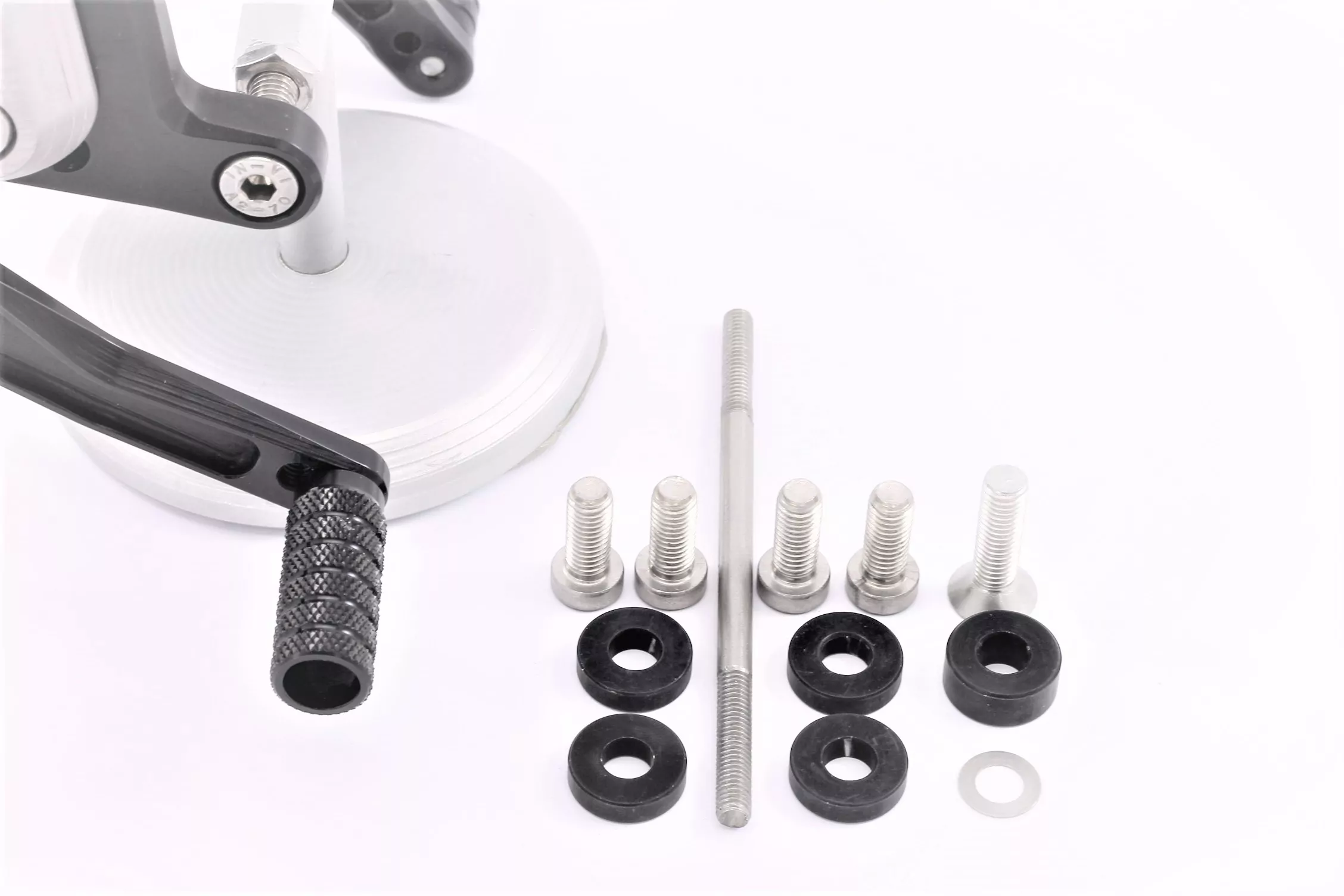 MG Biketec Sportfussrastenanlage / Rastenanlage / Fußrastenanlage mit ABE, gültig in D - A - CH für Aprilia RSV4 1000 ab 2009