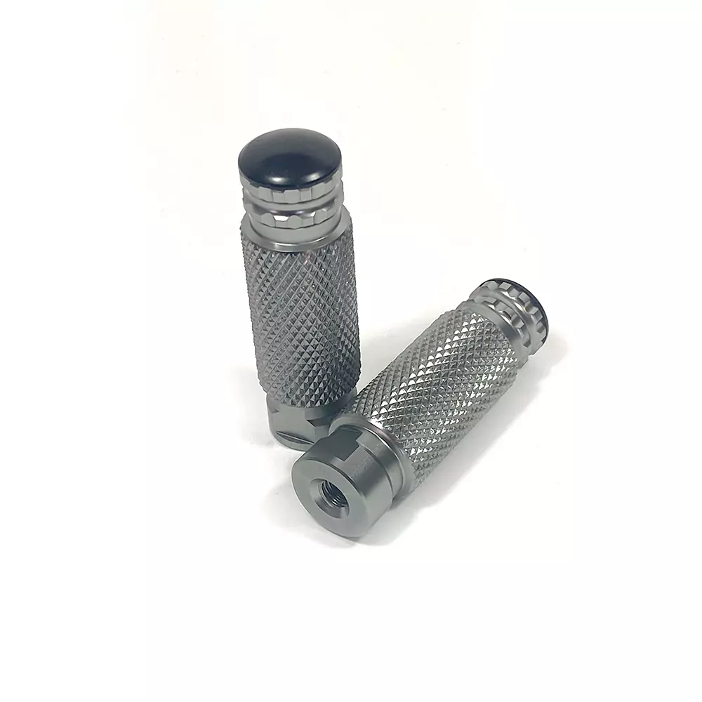 TRACK Fußrastenanlage titanfarben Yamaha MT09 ab 2014 / MTN850-A ab 2017 /MTM-850 ab 2016 ABE in Vorbereitung