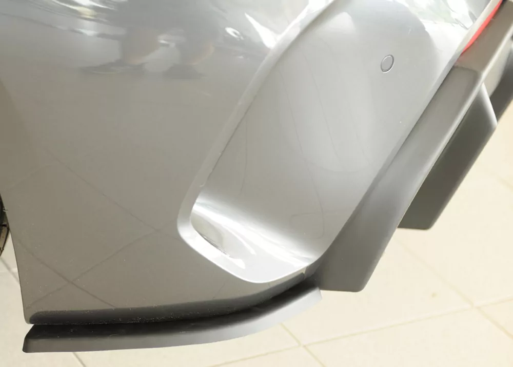 Rieger Heckschürzenansatz seitlich links matt schwarz für BMW 1er F40  (F1H) Schrägheck / 4-tür. 07.19-