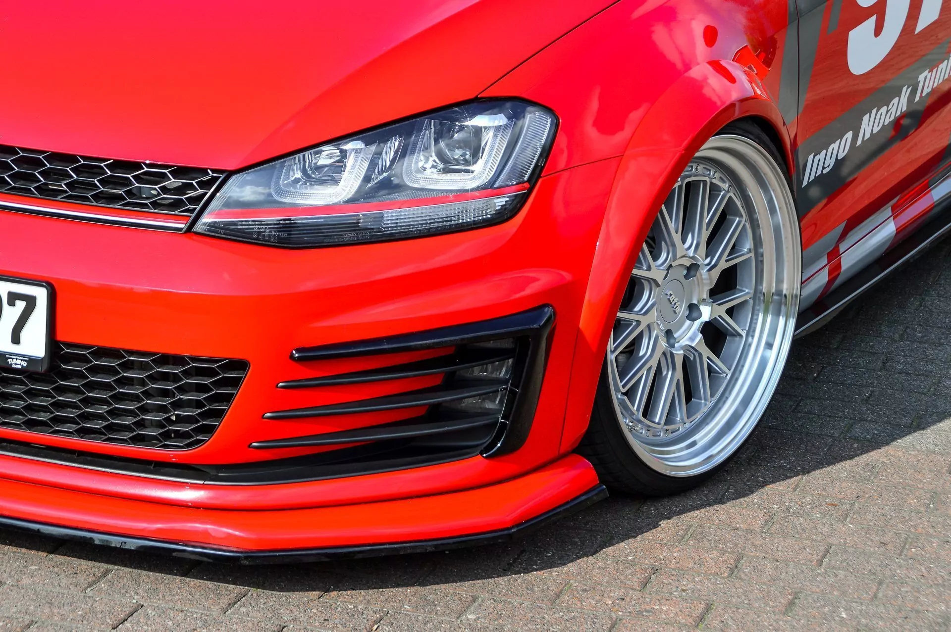 Cup Frontspoilerlippe für VW Golf 7 GTI + GTD
