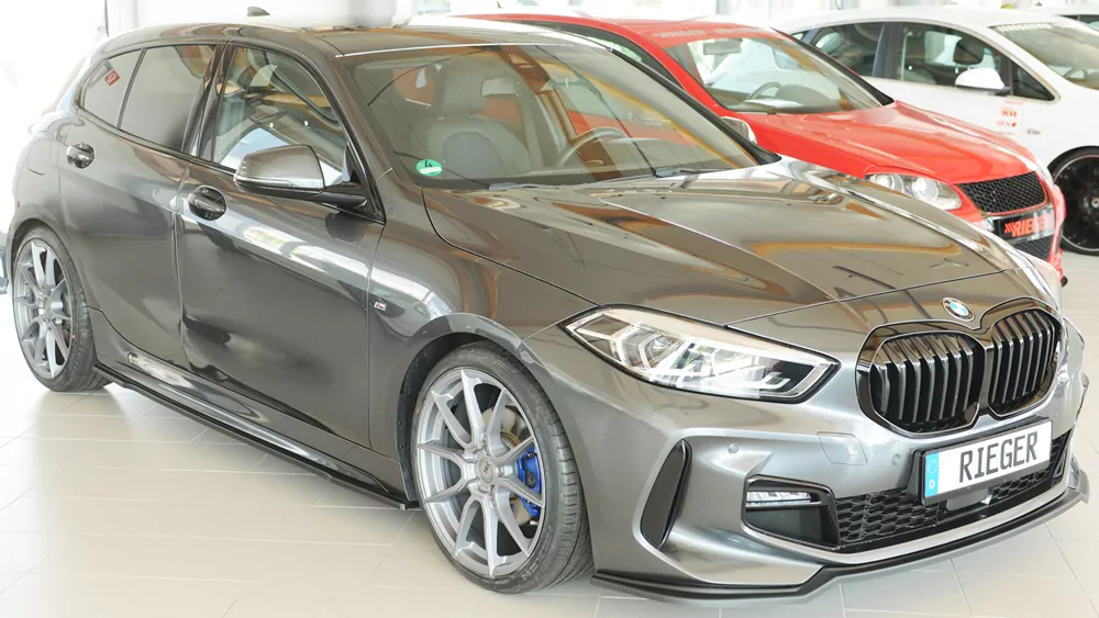 Rieger Spoilerschwert matt schwarz für BMW 1er F40  (F1H) Schrägheck / 4-tür. 07.19-