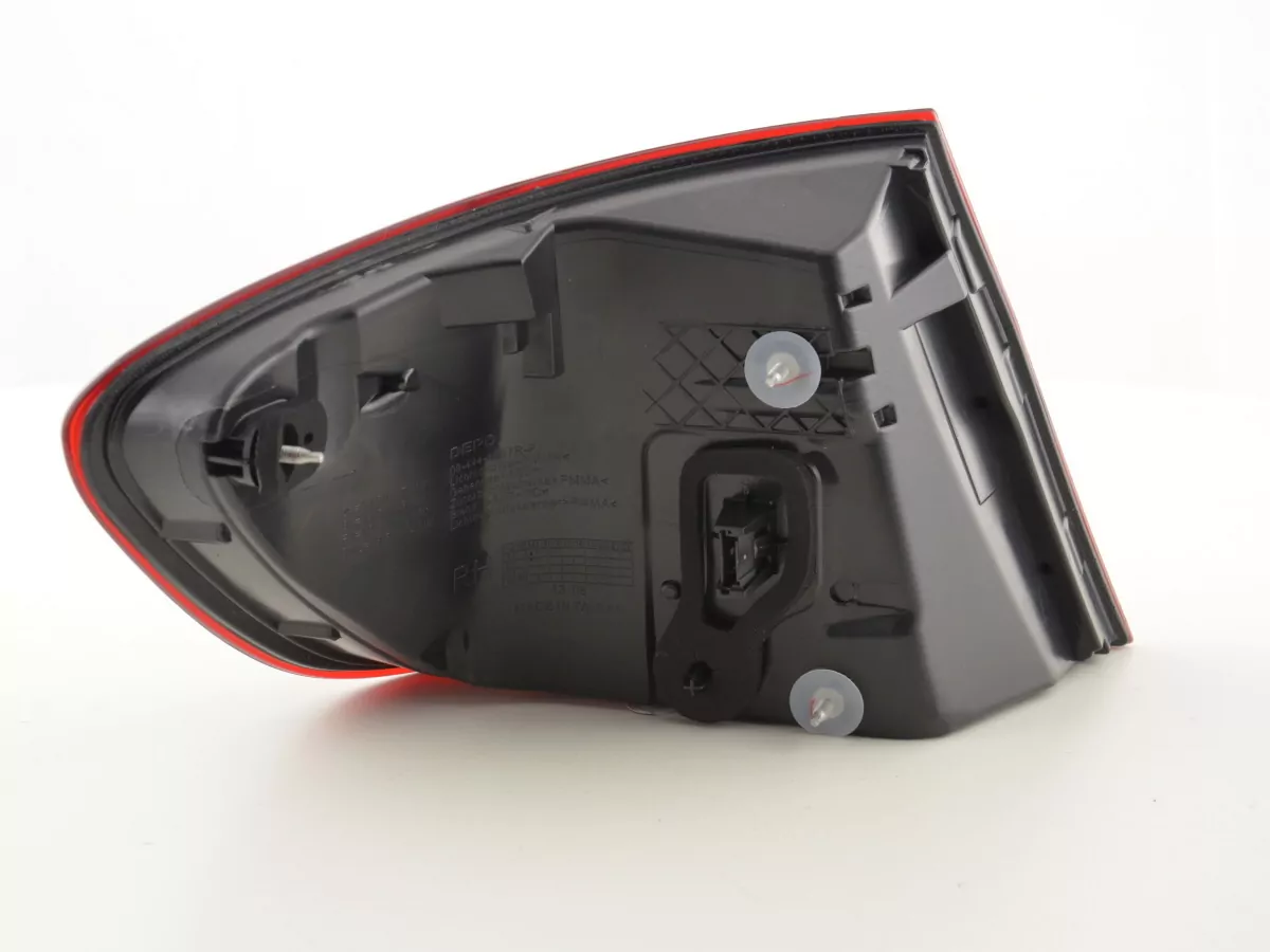 Verschleißteile Rückleuchte LED rechts BMW 5er F10 Limo Bj. 10-13 rot