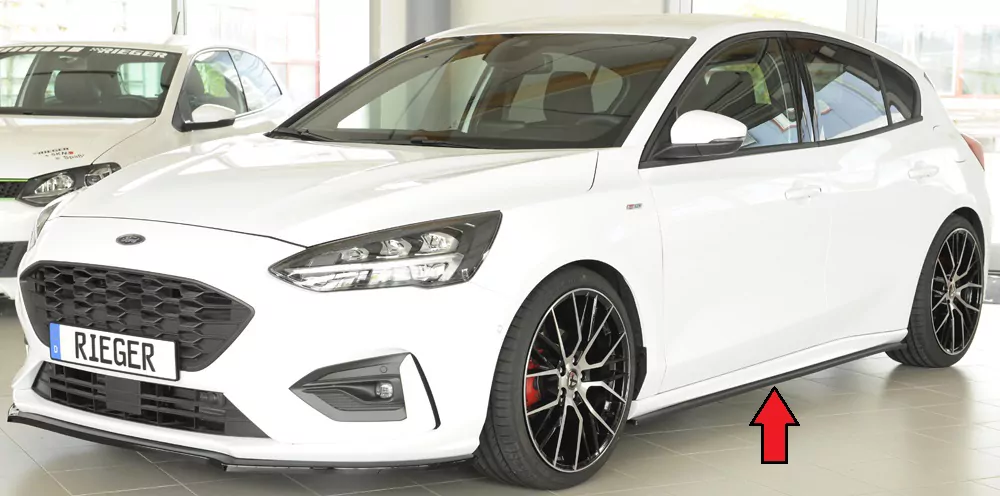 Rieger Seitenschweller links ansatz glanz schwarz für Ford Focus 4 ST (DEH) 5-tür. (Schrägheck) 04.22- (ab Facelift)
