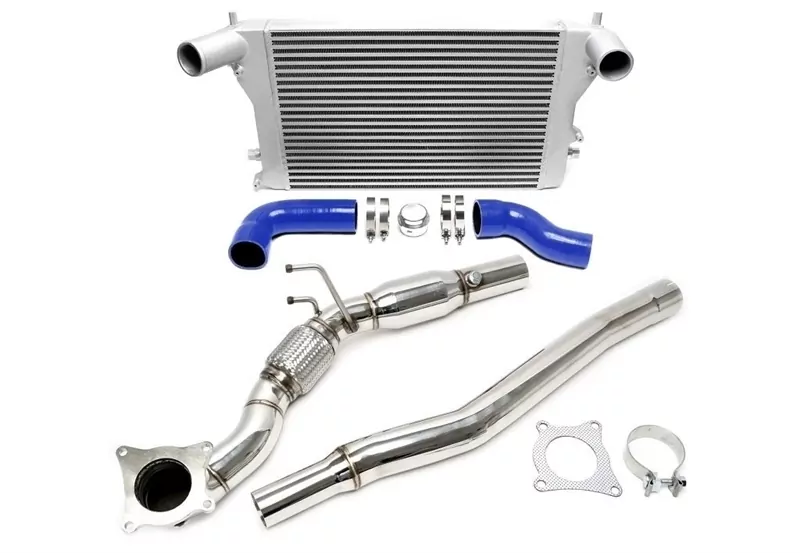 TA Technix Upgrade Kit LLK Kit + Downpipe mit Kat passend für Audi A3/S3 (8P), TT-S (8J)/ VW Golf VI R (1K)