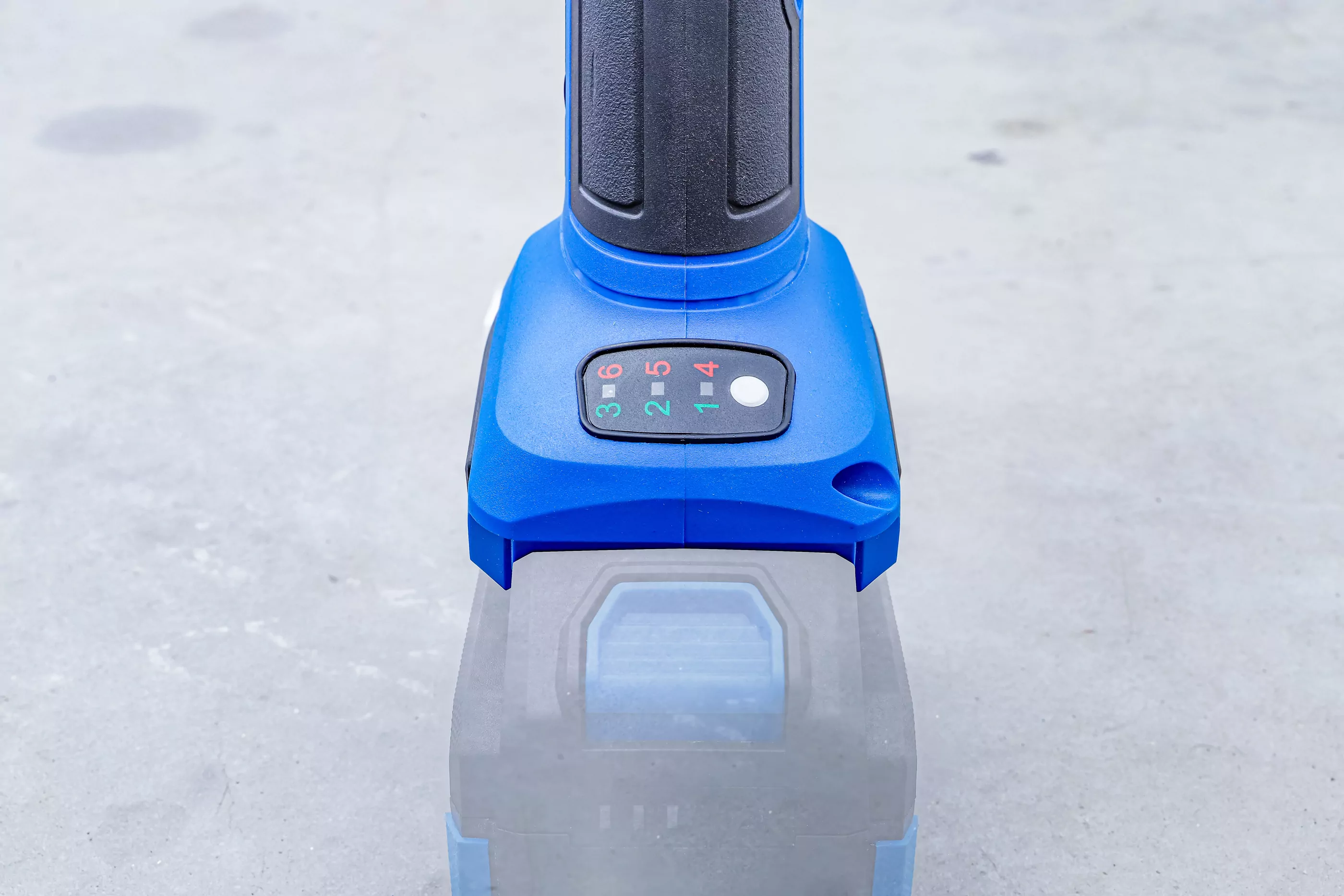 Akku-Polier- und Schleifmaschine | bürstenlos | 18 V | ohne Akku