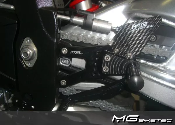 MG Biketec Sportfussrastenanlage / Rastenanlage / Fußrastenanlage mit ABE, gültig in D - A - CH für BMW S 1000 RR ab 2009-2011