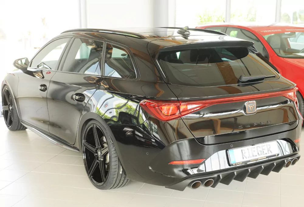 Rieger Heckeinsatz (für Fzg. mit AHK) matt schwarz für Cupra Leon (KL) 5-tür. (ST/Sportstourer) 09.20-06.24 (bis Facelift)