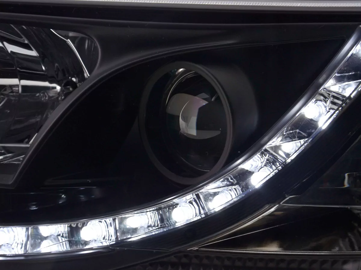 Scheinwerfer Set Daylight LED TFL-Optik VW Bus Typ T5 Bj. 03-09 schwarz