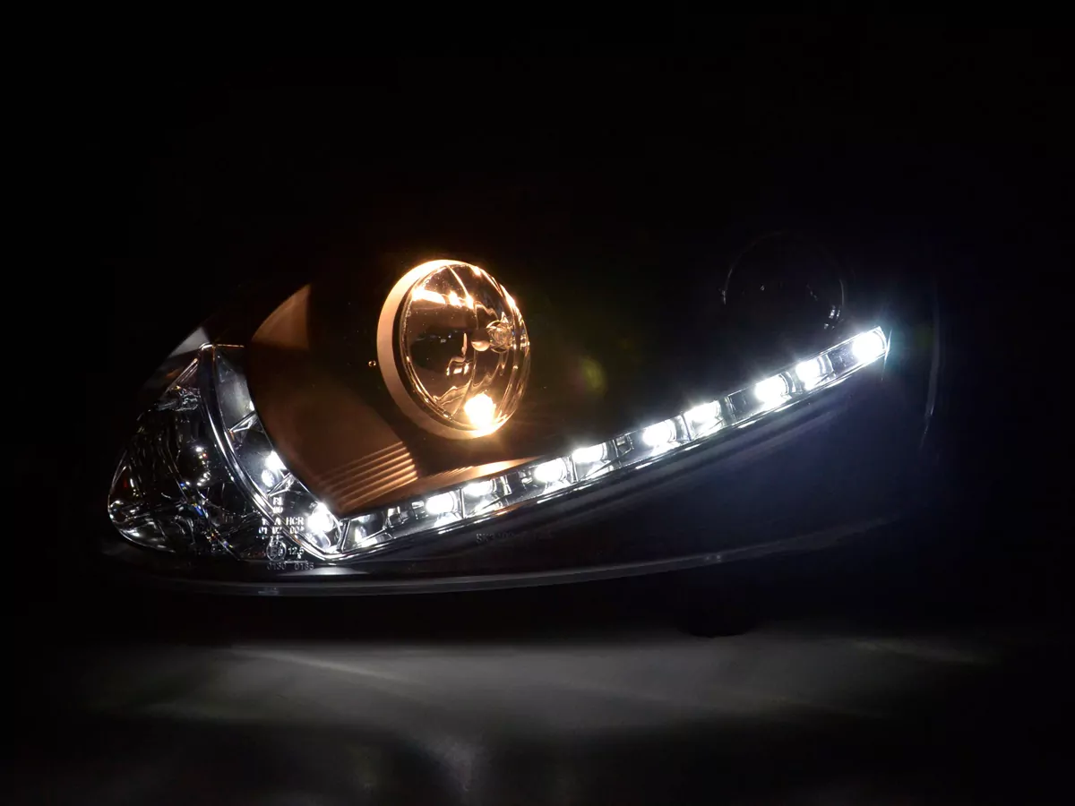 Scheinwerfer Set Daylight LED Tagfahrlicht VW Golf 5 Typ 1K Bj. 03-08 schwarz