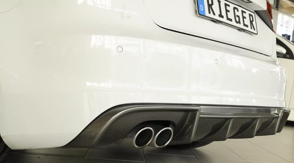 Rieger Heckeinsatz für Audi A3 (8V) - 5-tür. (Sportback 8VA) 07.12-08.16 (bis Facelift) carbon optik