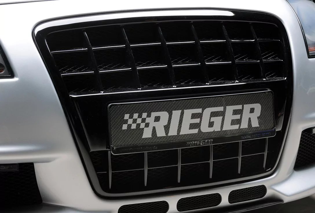 Rieger Grill mit integrierter Kennzeichenauflage für Audi A3 (8P) | Sportback 03.03- für Spoilerstoßstange 56750/51 / 56743/44