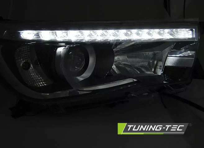 TOYOTA HILUX 16-  LED PROJECTOR TRUE DRL BLACK