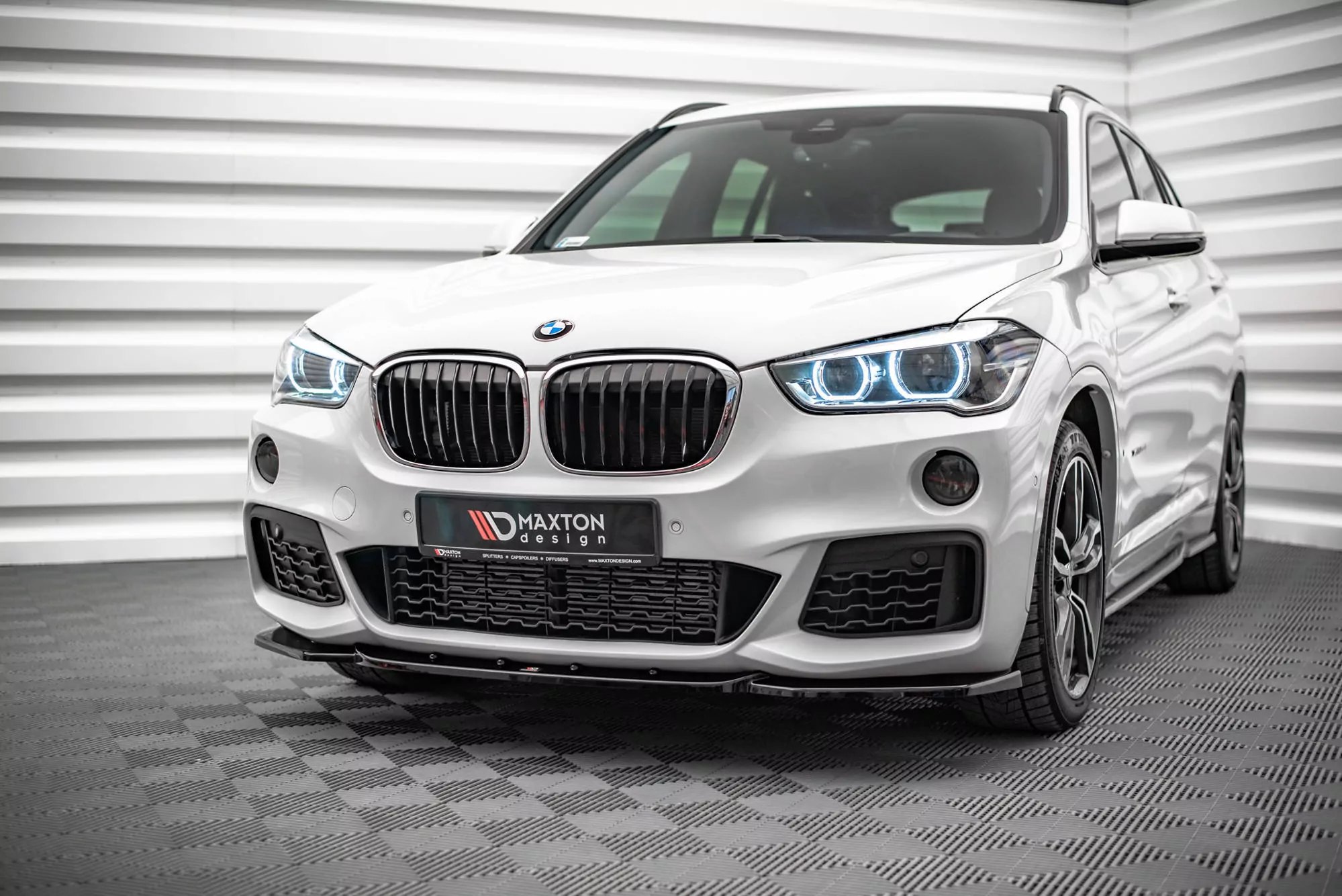 Front Ansatz V.1 Für BMW X1 M-Paket F48 Schwarz Hochglanz
