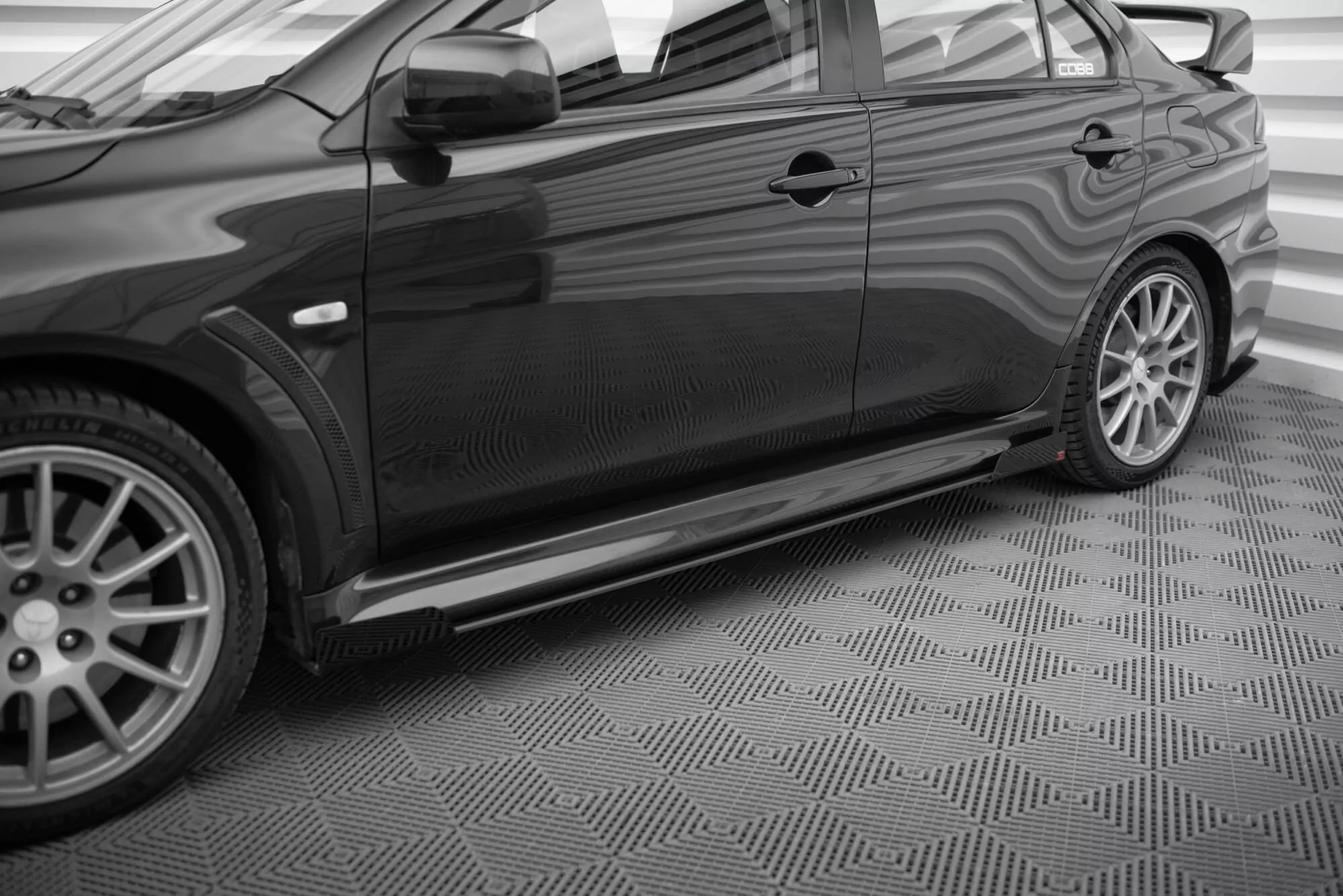 Street Pro Seitenschweller Ansatz Für + Flaps Mitsubishi Lancer EVO X Schwarz Hochglanz