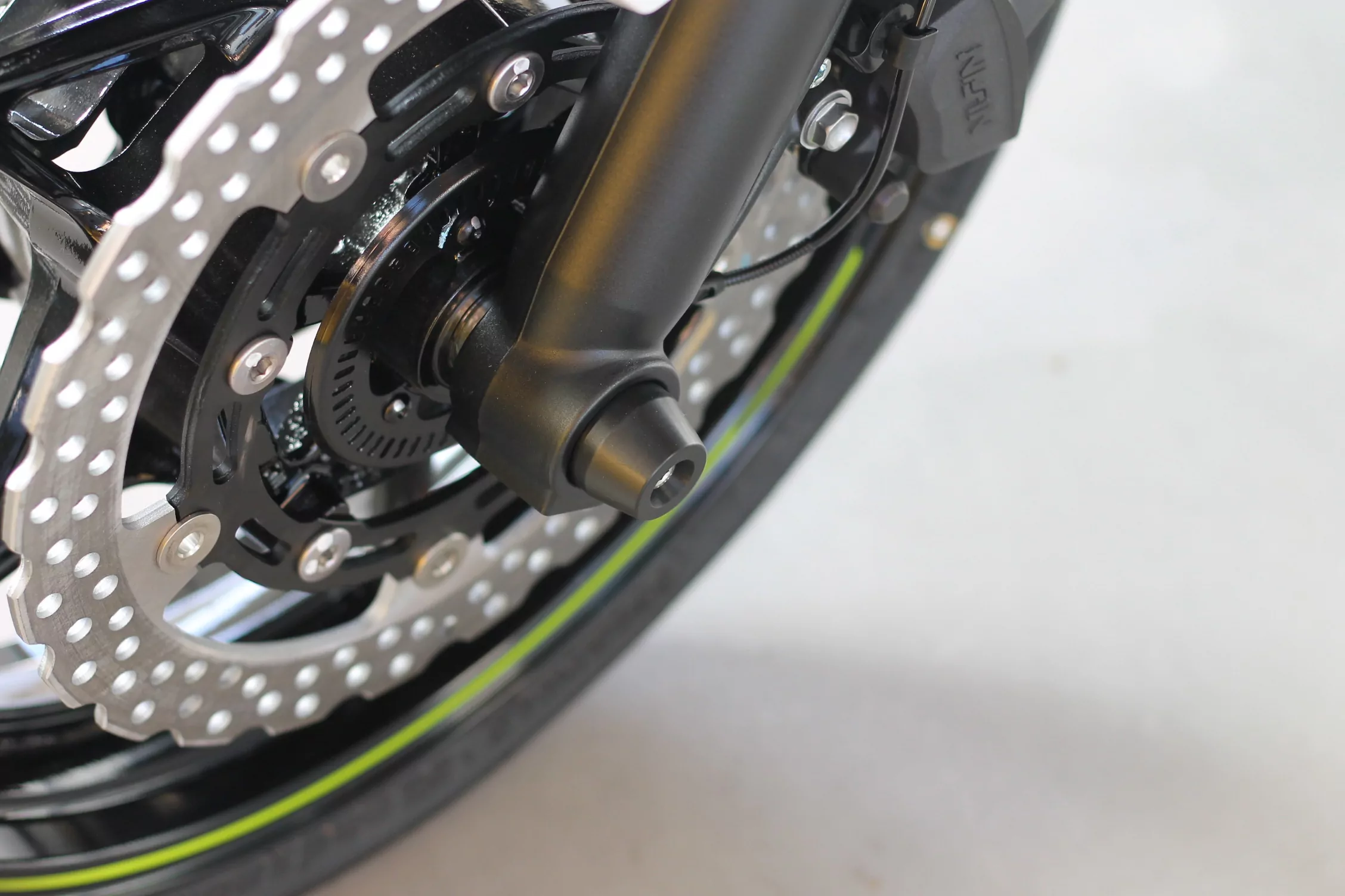 MG Biketec Sturzprotektoren / Protektor - Federgabel für Kawasaki Ninja 650 ab 2017-2019
