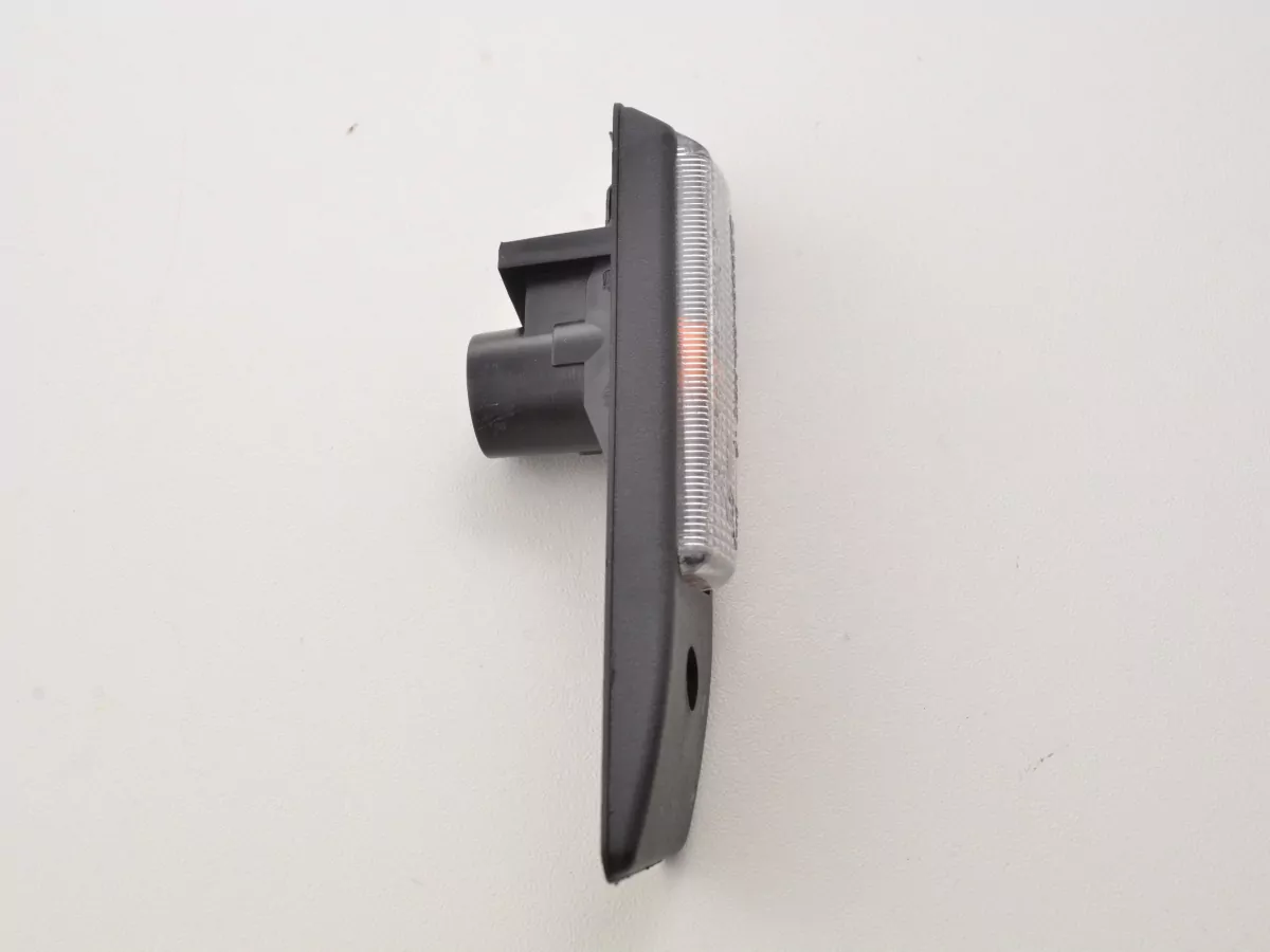 Verschleißteile Seitenblinker links BMW E32 / E34