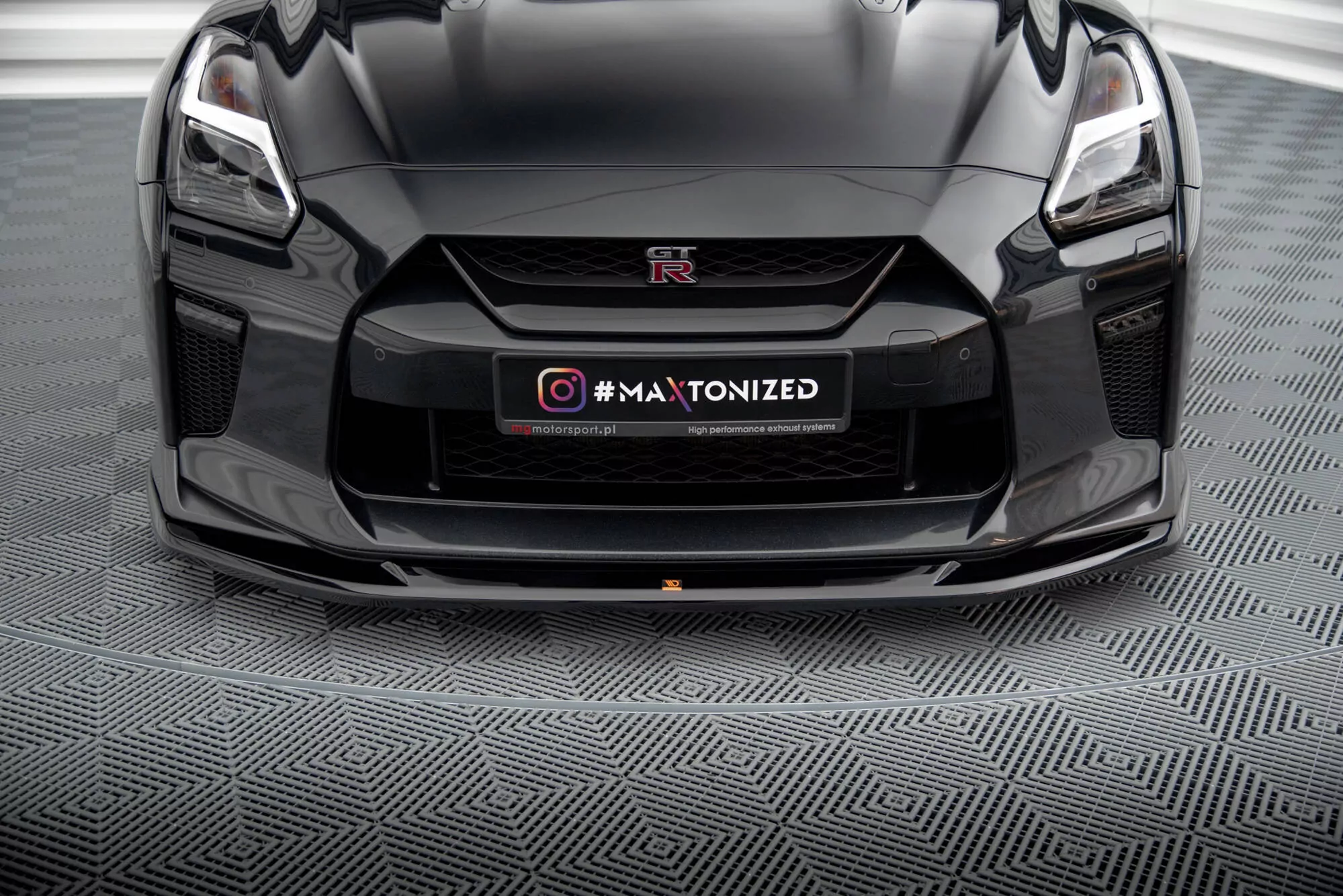Front Ansatz V.1 Für Nissan GTR R35 Facelift Schwarz Hochglanz