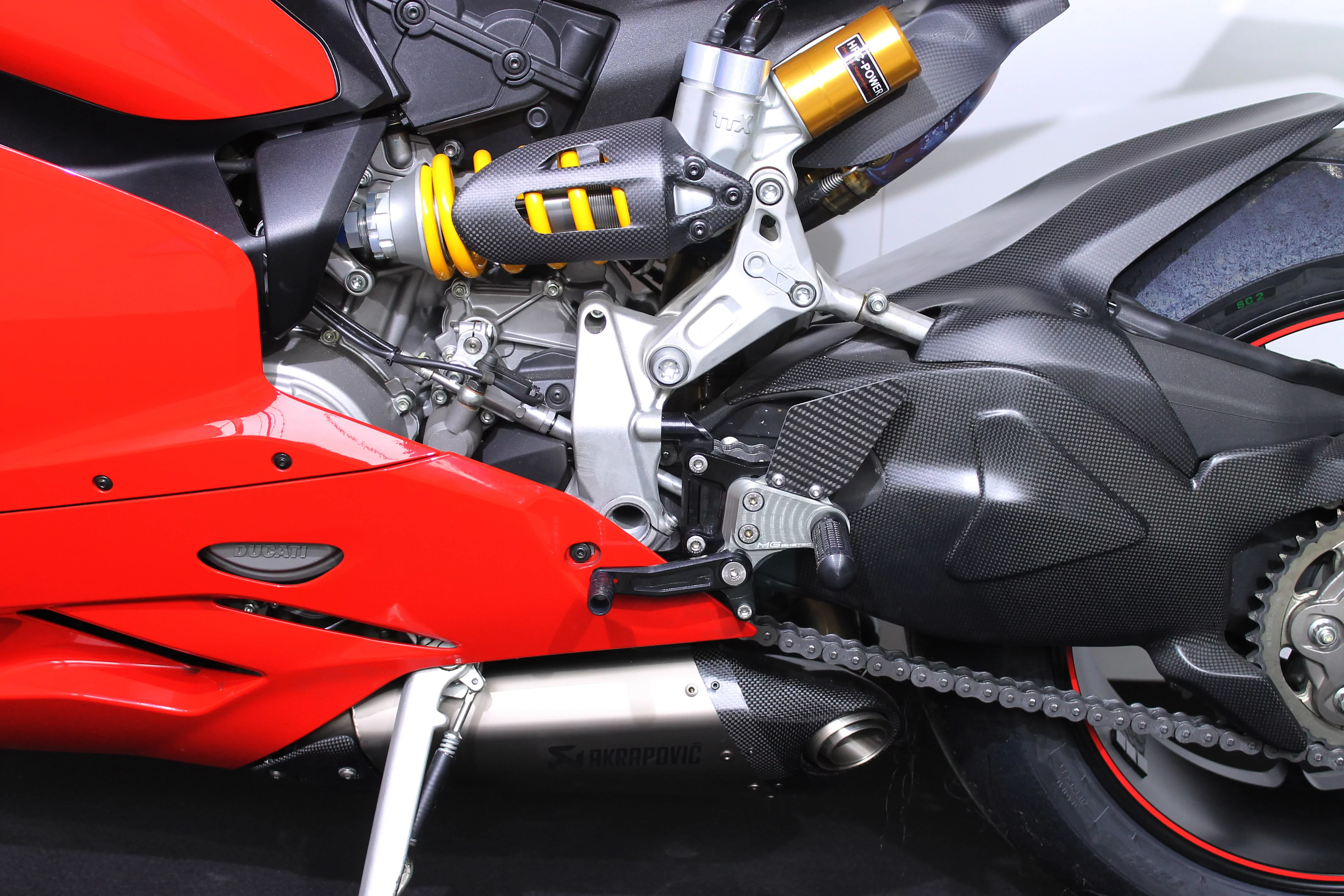 MG Biketec Sportfussrastenanlage / Rastenanlage / Fußrastenanlage, Umkehrschaltung, ABE, gültig in D - A - CH für Ducati 959 Panigale V2 ab 2016-2019