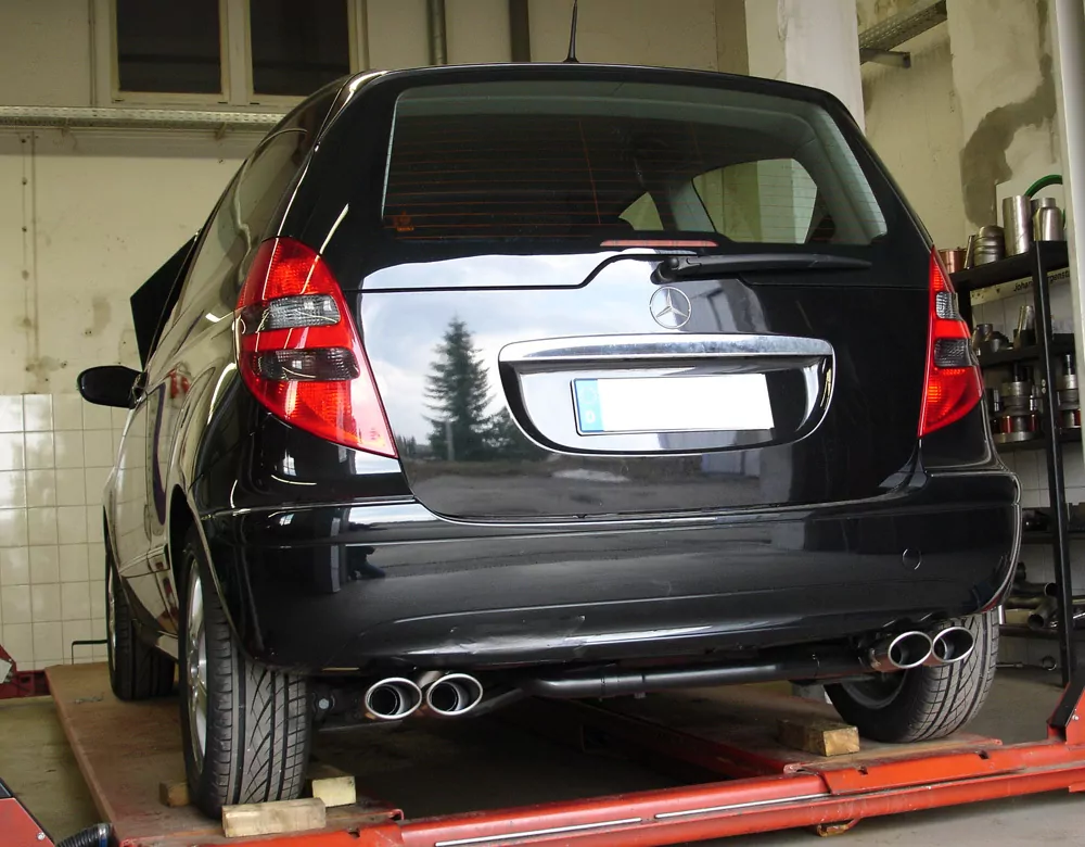 Mercedes A-Klasse W169  Endschalldämpfer Ausgang rechts/links - 2x106x71 Typ 32 rechts/links