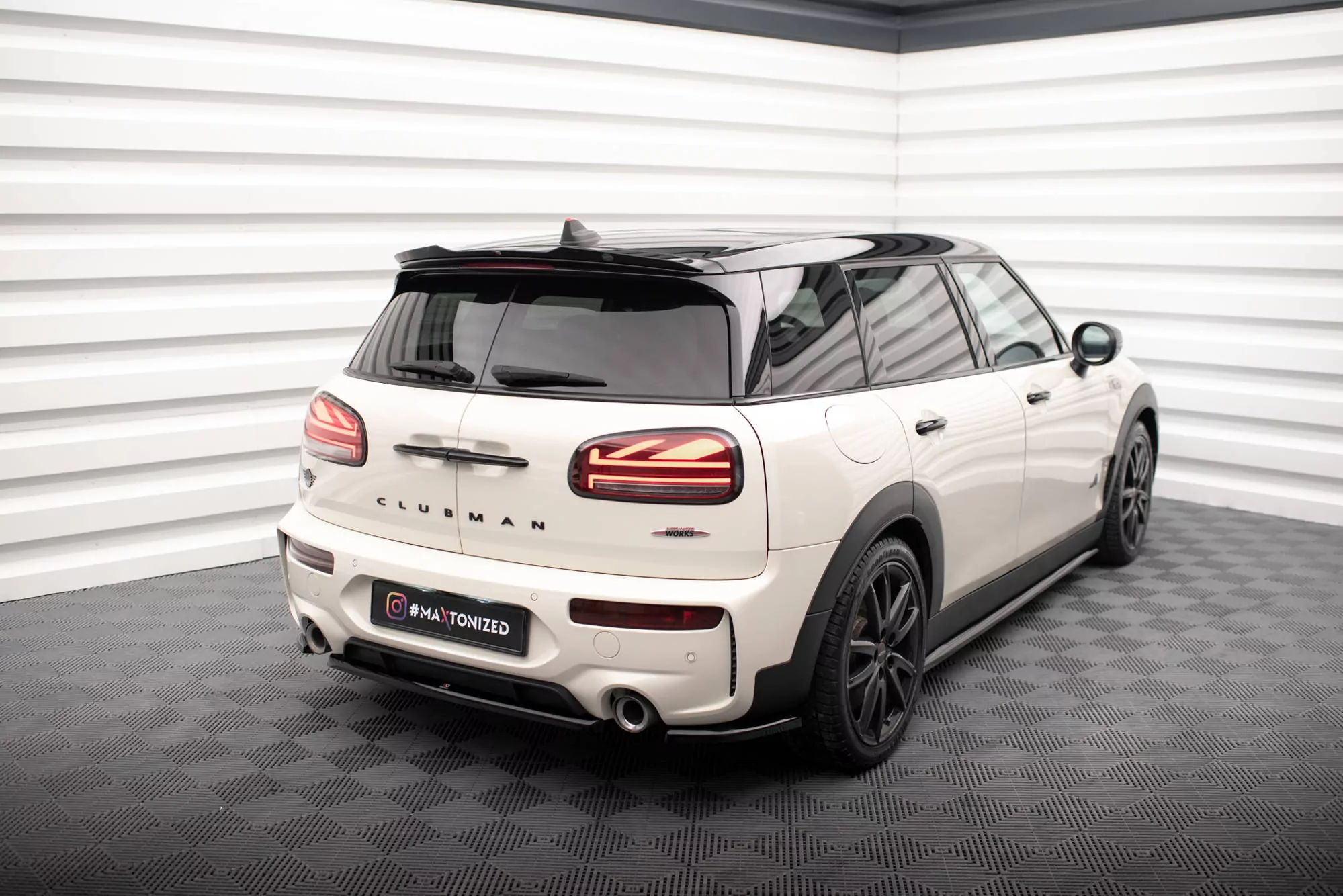 Mittlerer Diffusor Heck Ansatz Für Mini Cooper Clubman John Cooper Works F54 Facelift Schwarz Hochglanz