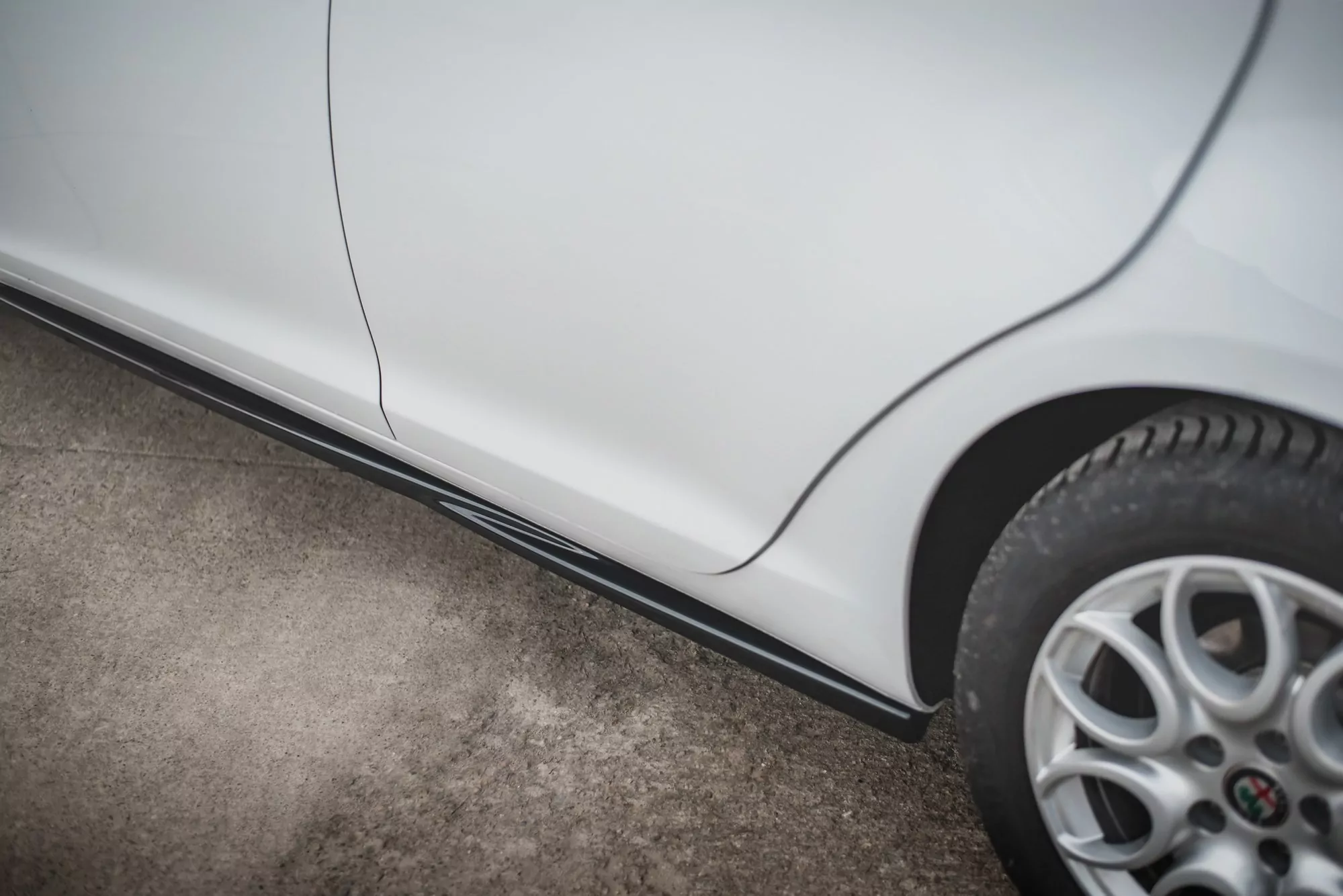 Seitenschweller Ansatz Für V.2 Für Alfa Romeo Giulietta  Schwarz Hochglanz