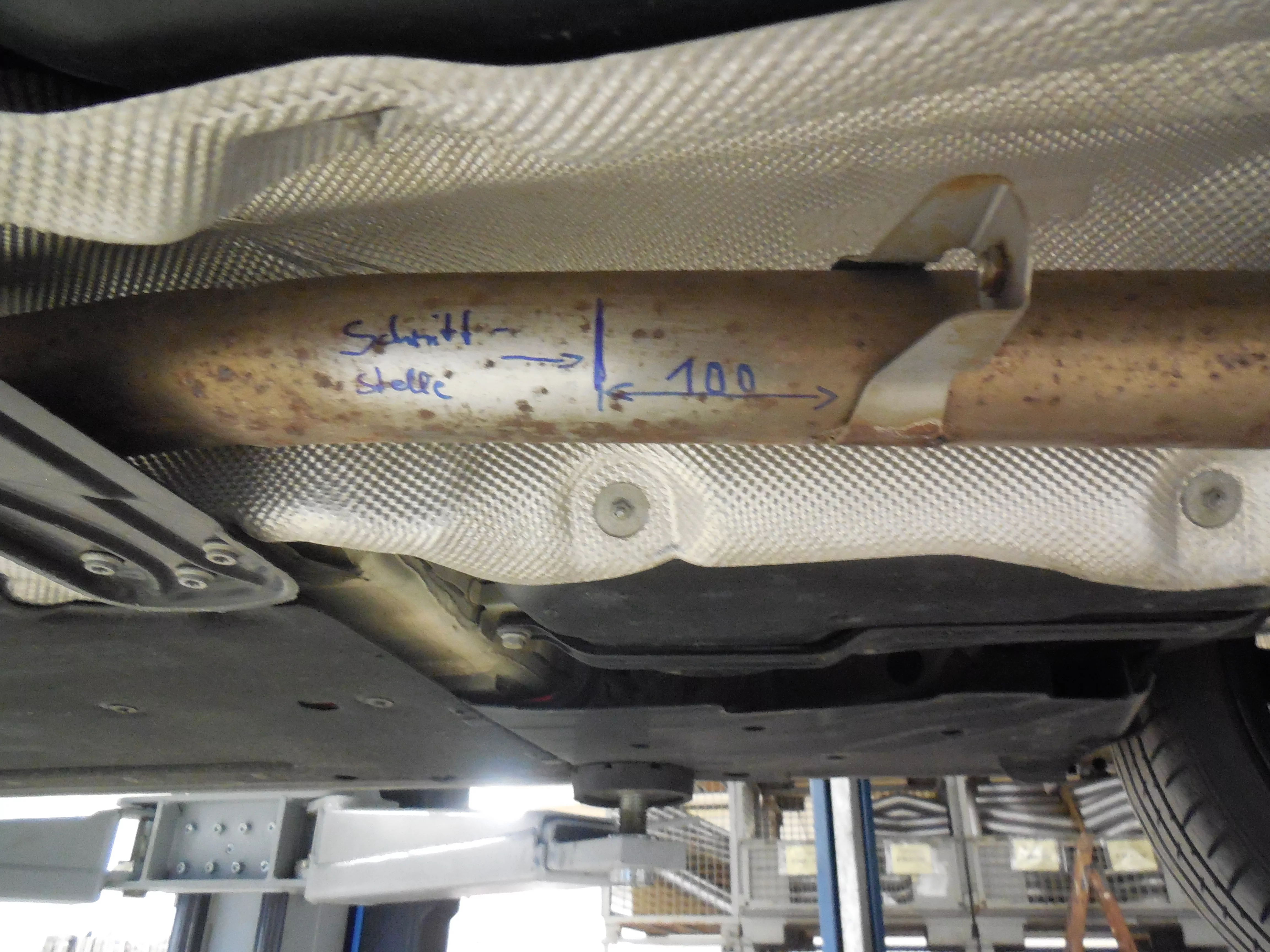 BMW F30/31 - 335d Endschalldämpfer quer Ausgang rechts/links - 1x90 Typ 10 rechts/links