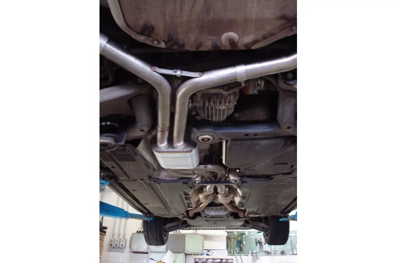 Audi S5 4,2l 260kW quattro Typ B8  Vorschalldämpfer