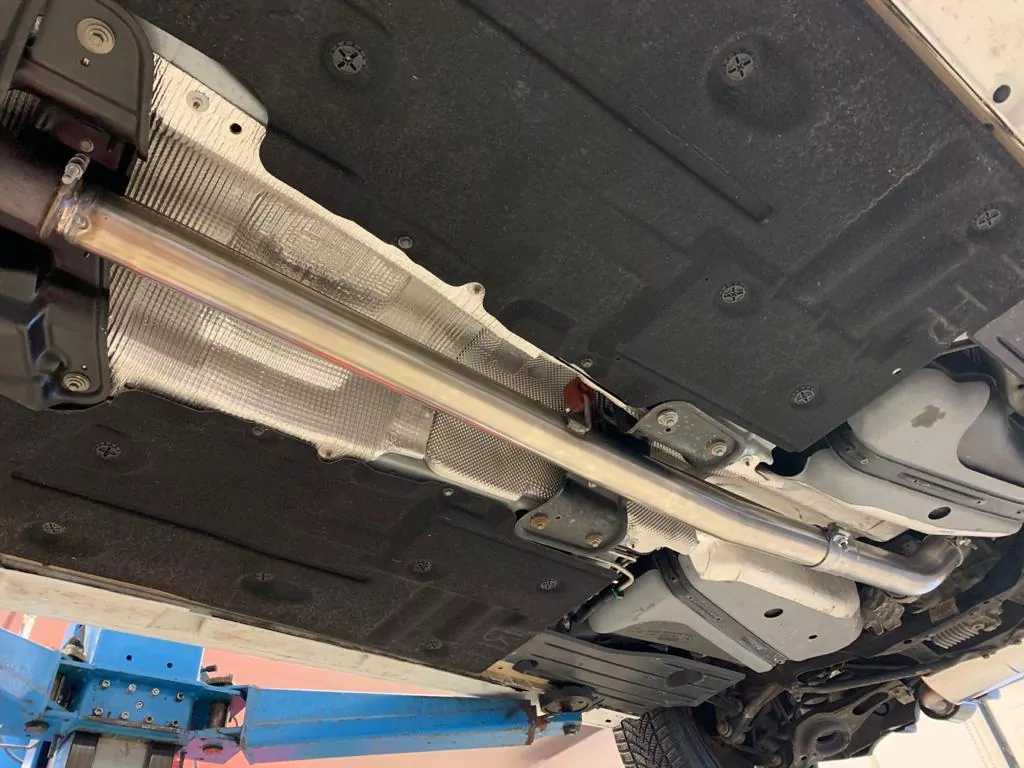 Ford Focus III RS  Verbindungsrohr Endschalldämpfer/ Katalytic converter