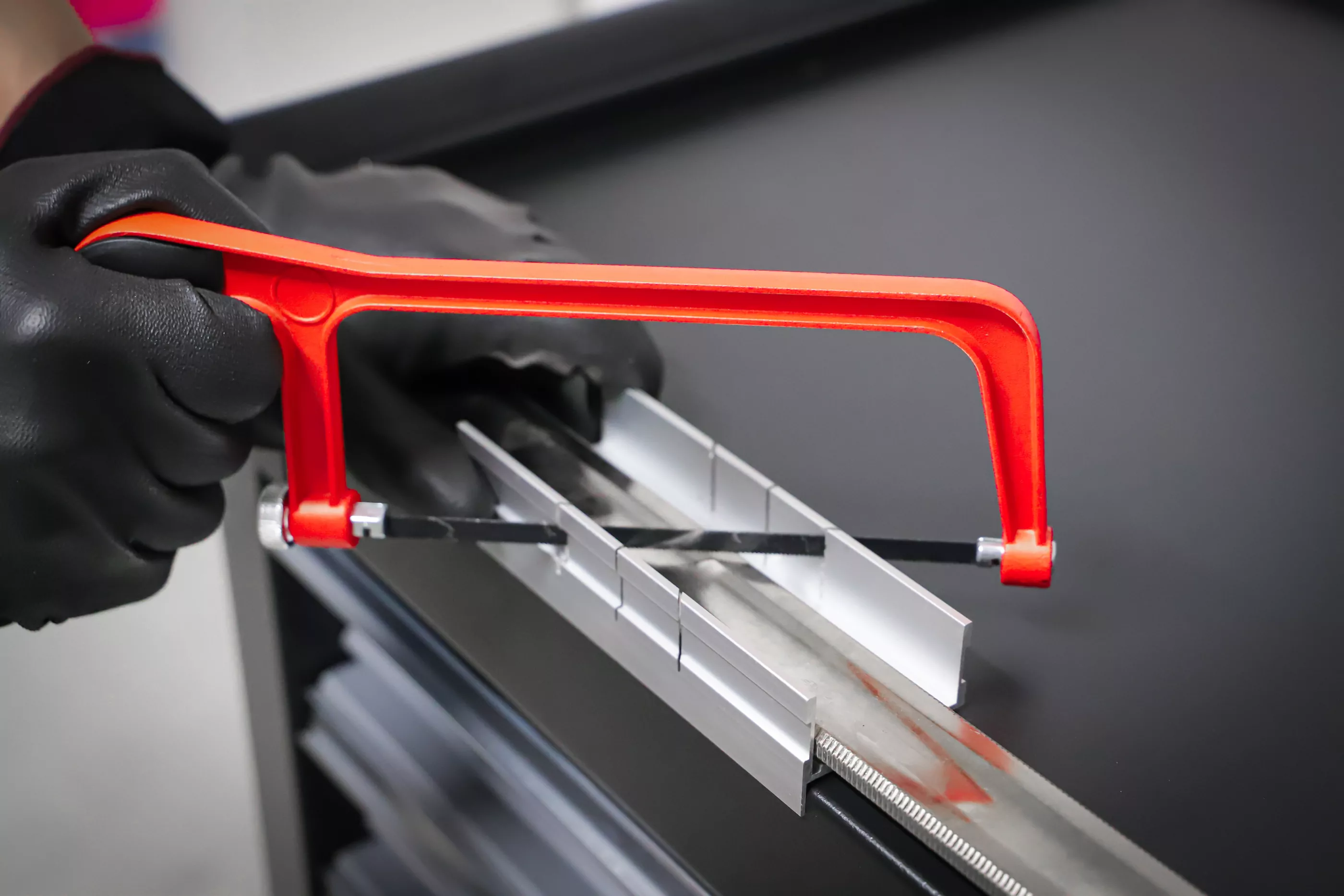 Aluminium-Sägebogen | inkl. Schneidlade und Sägeblatt | 150 mm