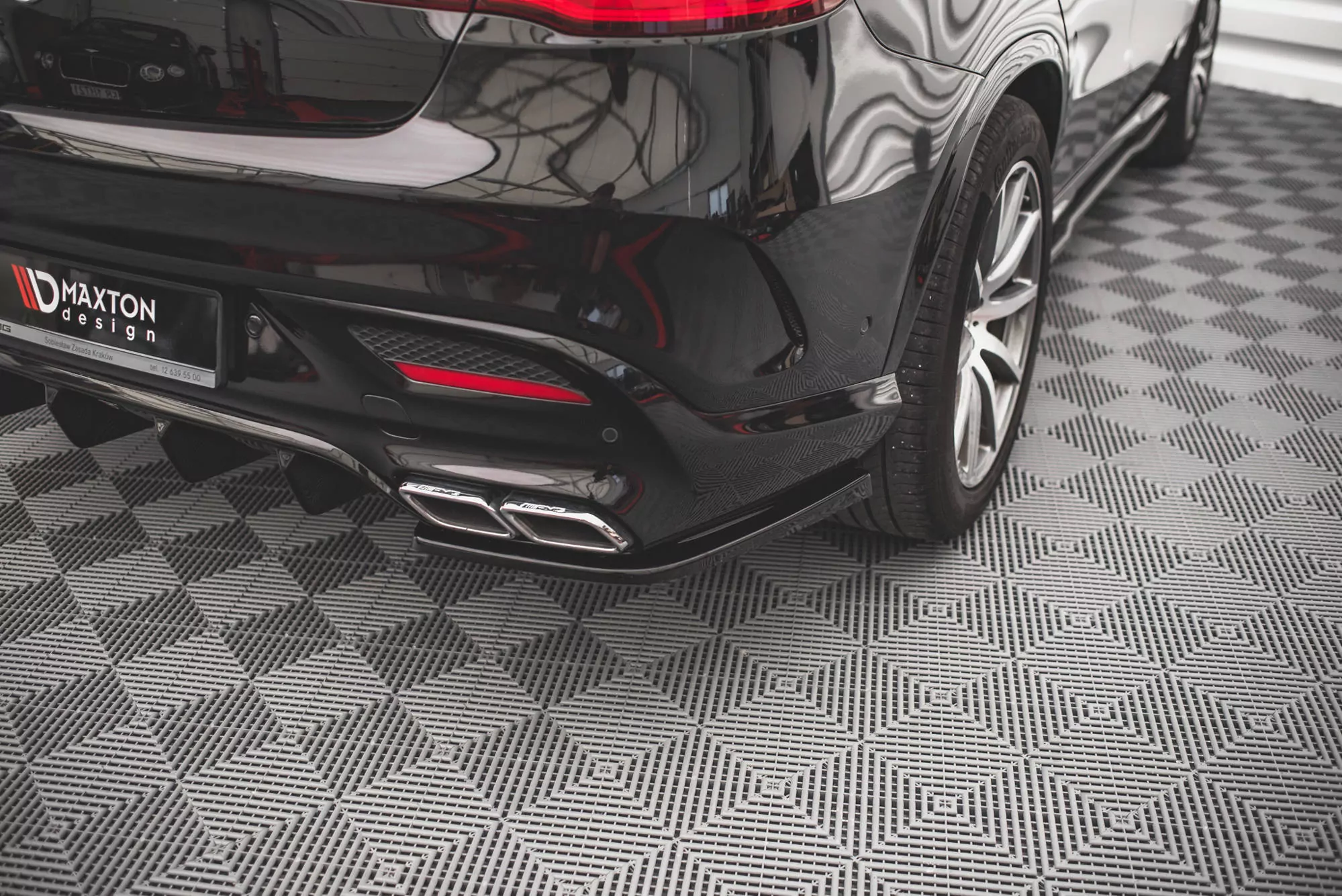 Heck Ansatz Flaps Diffusor V.2 Für Mercedes-Benz GLE Coupe 63 AMG C292 Schwarz Hochglanz