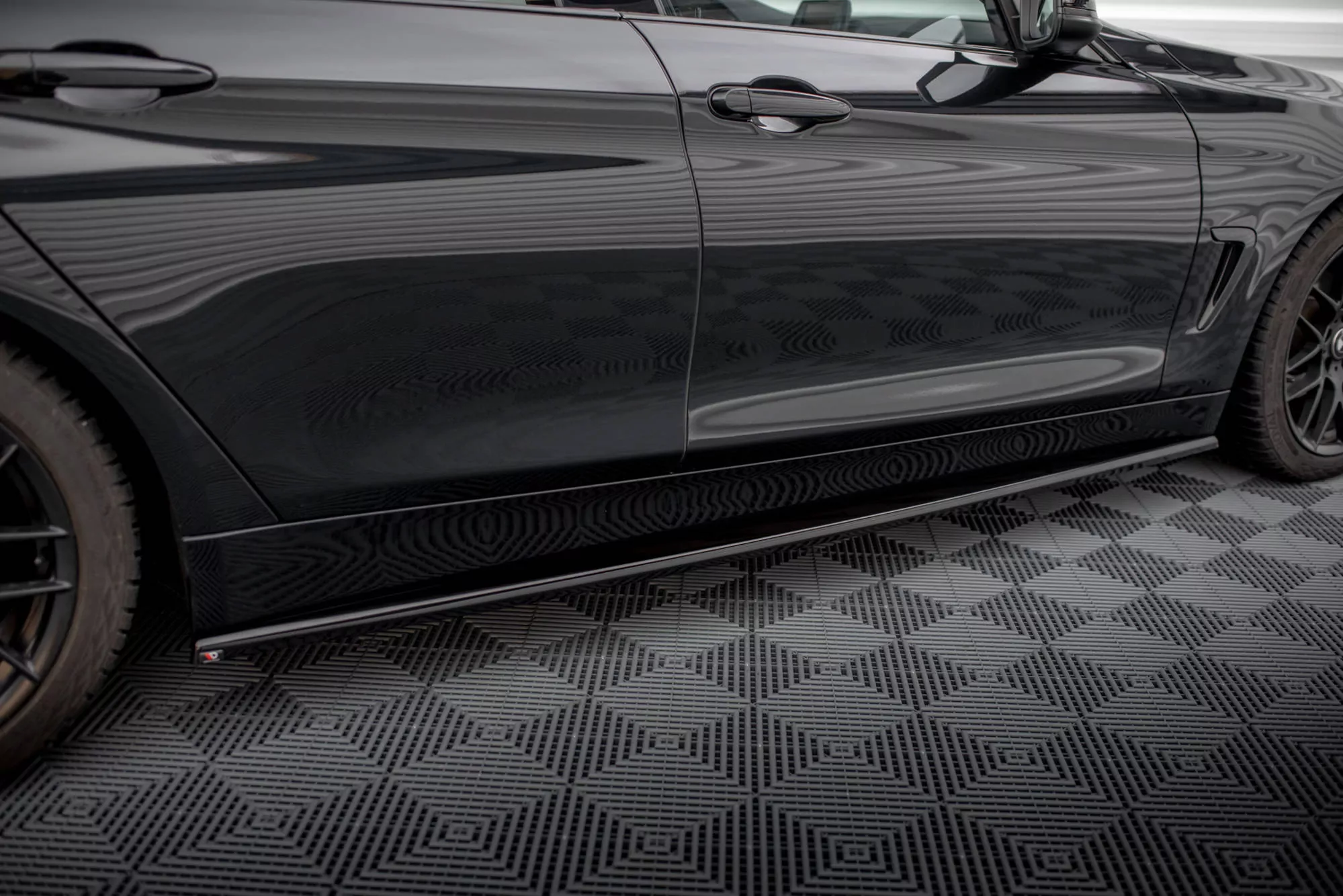 Seitenschweller Ansatz Für BMW 4er Coupe / Gran Coupe / Cabrio F32 / F36 / F33 Schwarz Hochglanz