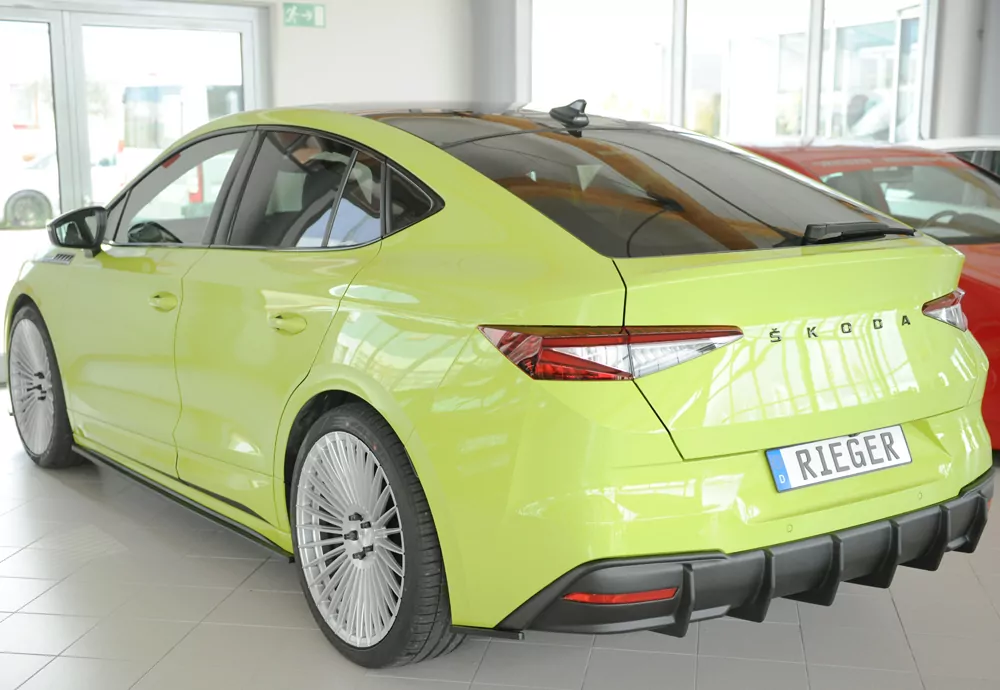 Rieger Seitenschweller links ansatz glanz schwarz für Skoda Enyaq iV RS (NY) SUV (5AZ) 07.21-