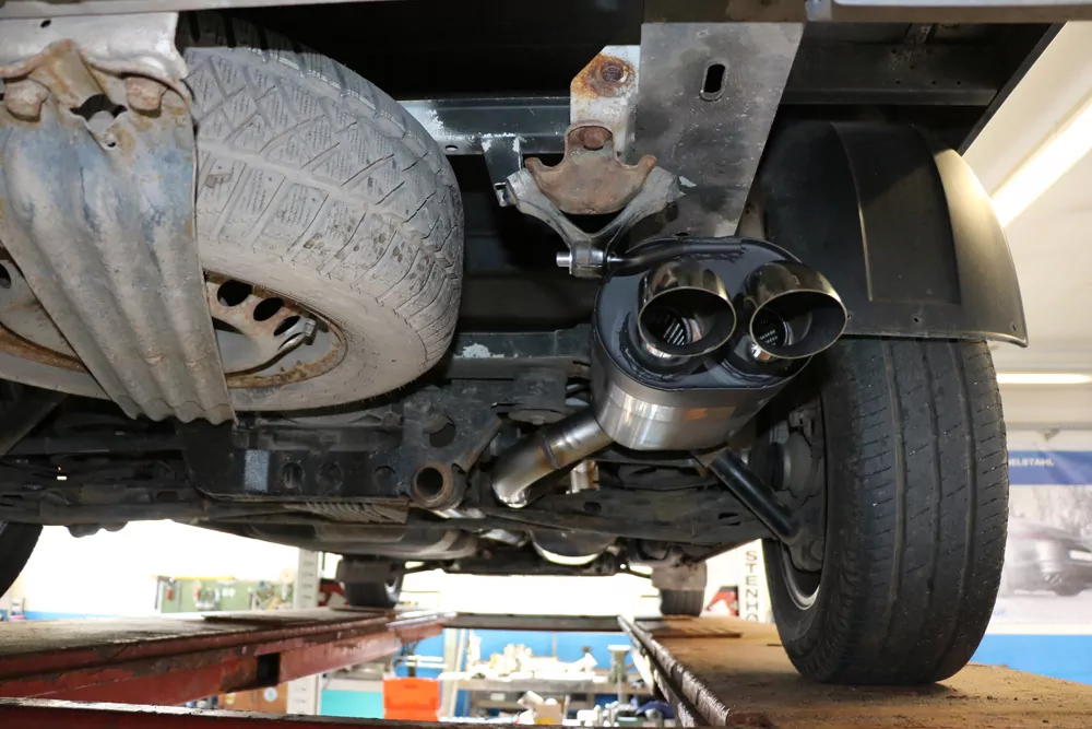 VW Bus T5 Pritsche 4x4 Doppelkabine  Endschalldämpfer - 2x63 Typ 28