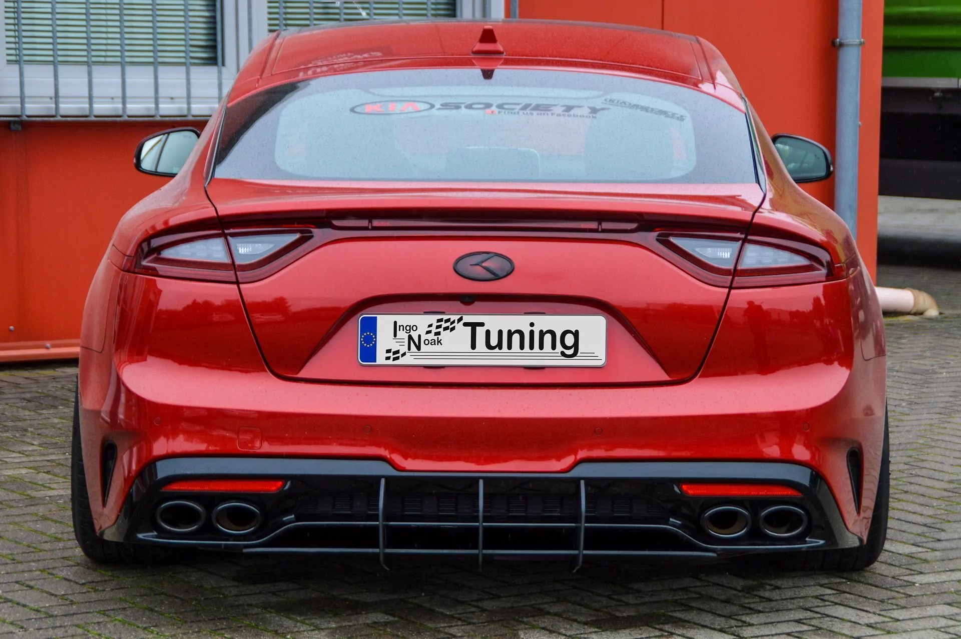 Gefräster Heckansatz für Kia Stinger CK