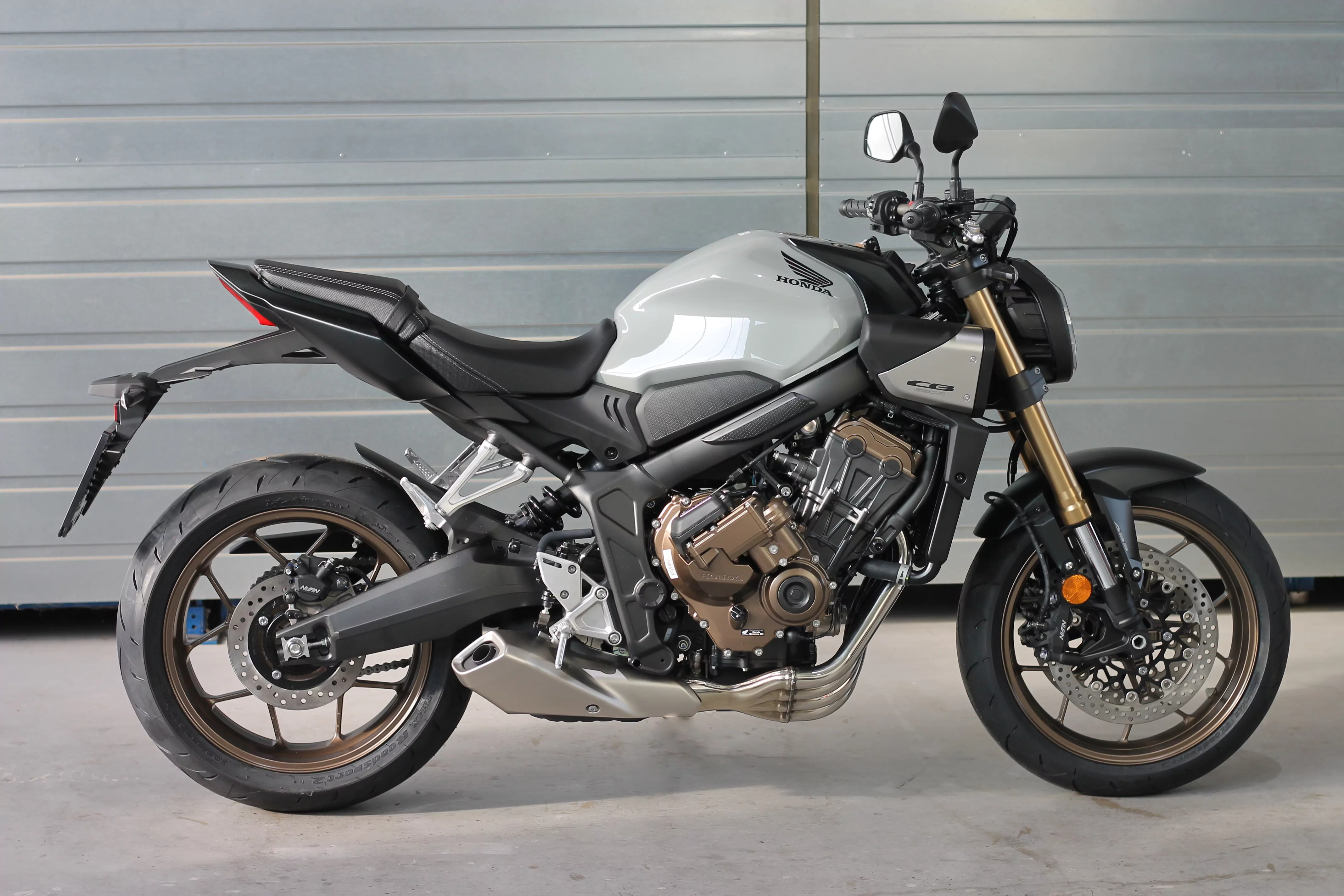 MG Biketec Kennzeichenhalter für Honda CB 650 R ab 2024