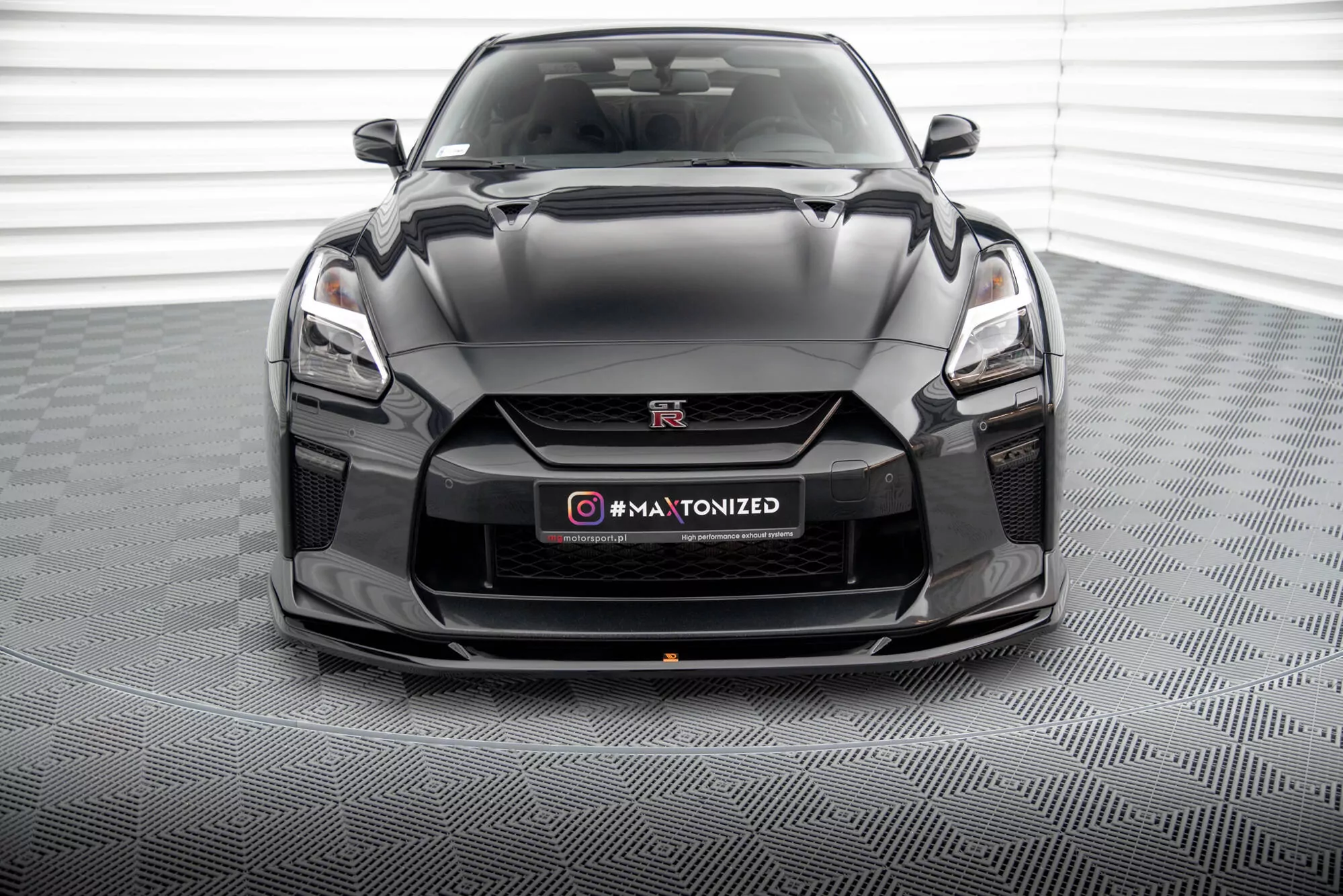Front Ansatz V.1 Für Nissan GTR R35 Facelift Schwarz Hochglanz