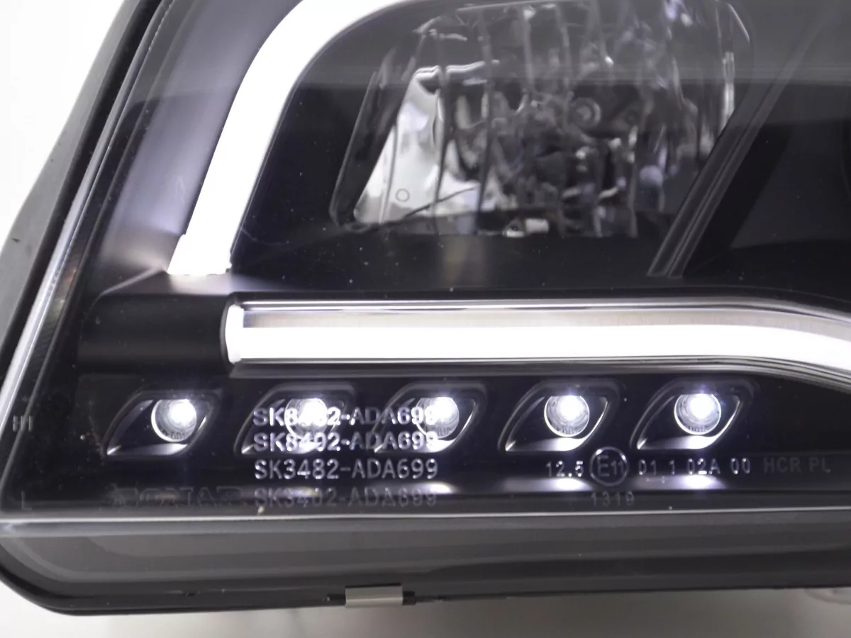 Scheinwerfer Set Daylight LED TFL-Optik Audi A6 Typ 4B Bj. 01-04 schwarz für Rechtslenker