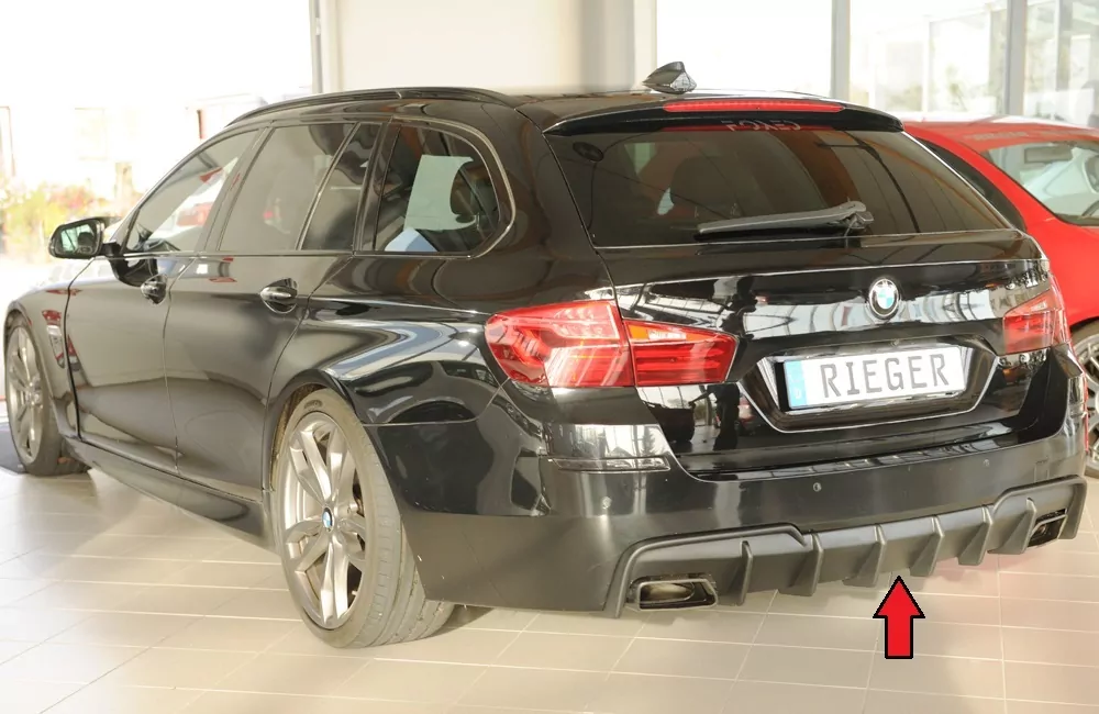 Rieger Heckeinsatz (für Fzg. mit AHK) matt schwarz für BMW 5er F11  (5K) Touring 07.13- (ab Facelift) LCI