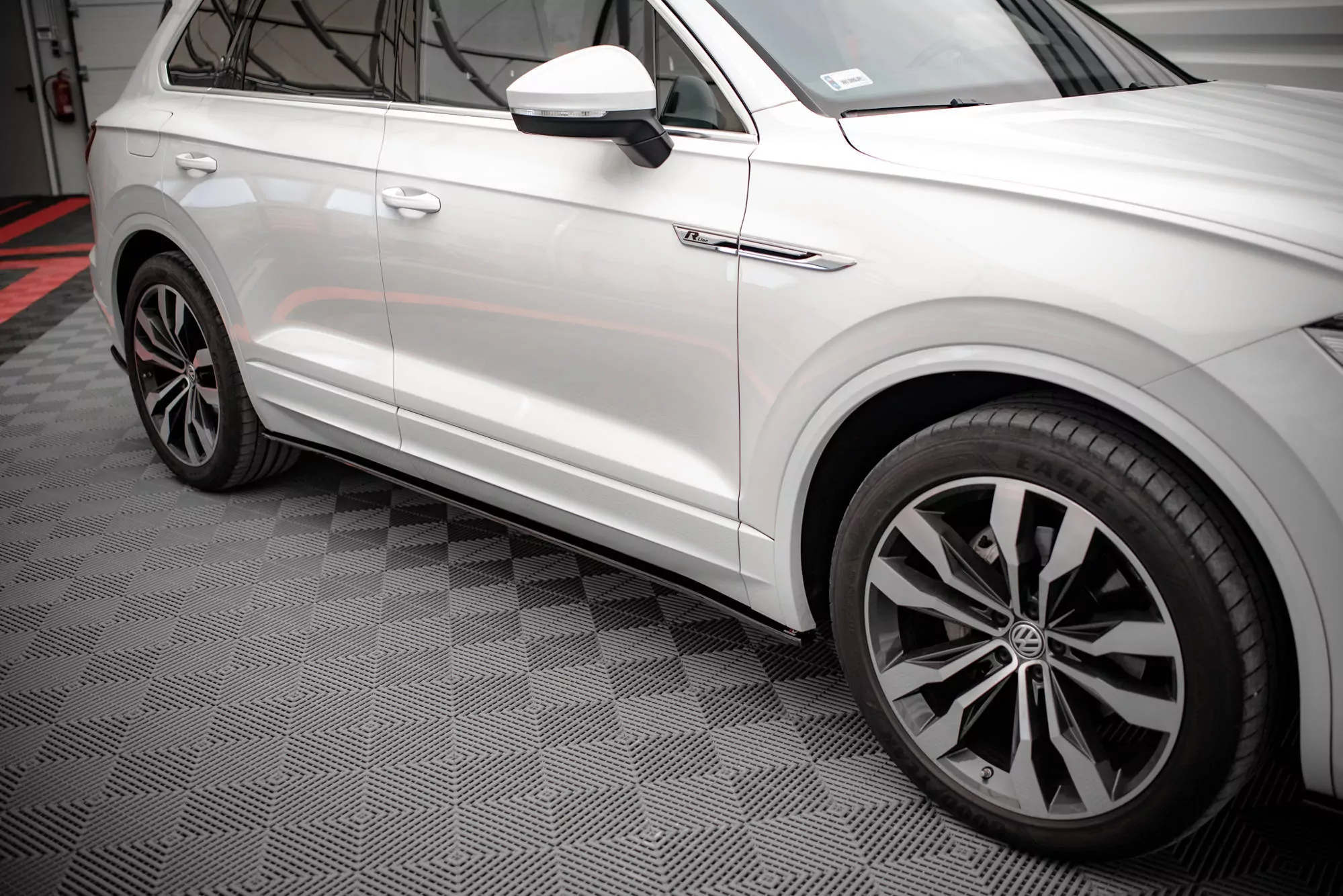 Seitenschweller Ansatz Für Volkswagen Touareg R-line Mk3 Schwarz Hochglanz