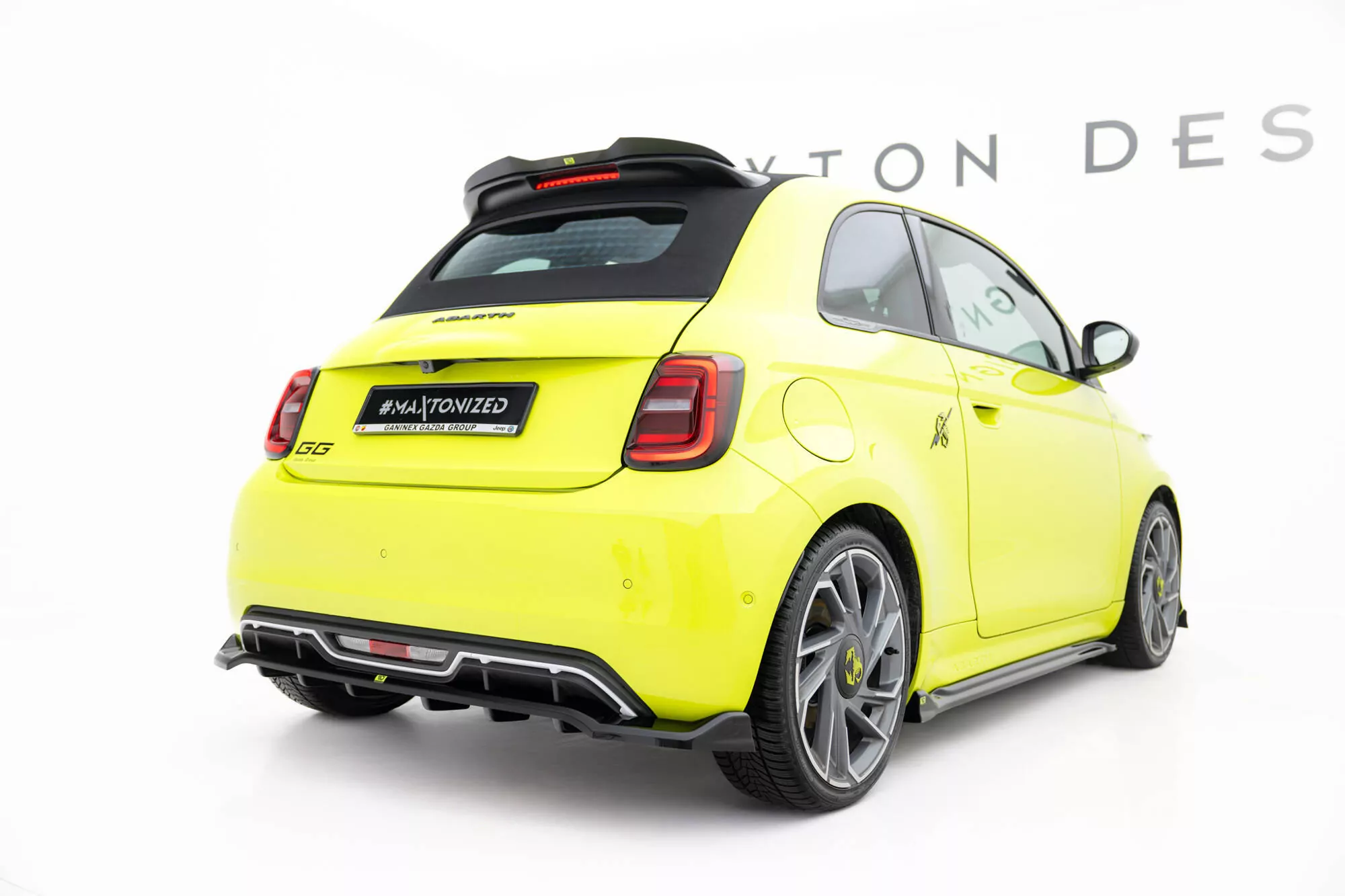 Spoiler CAP Für Abarth 500e Schwarz Hochglanz