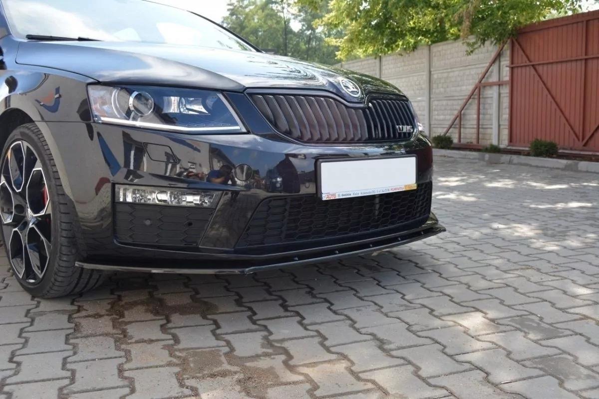 Front Ansatz V.1 Für Skoda Octavia RS Mk3 Schwarz Hochglanz