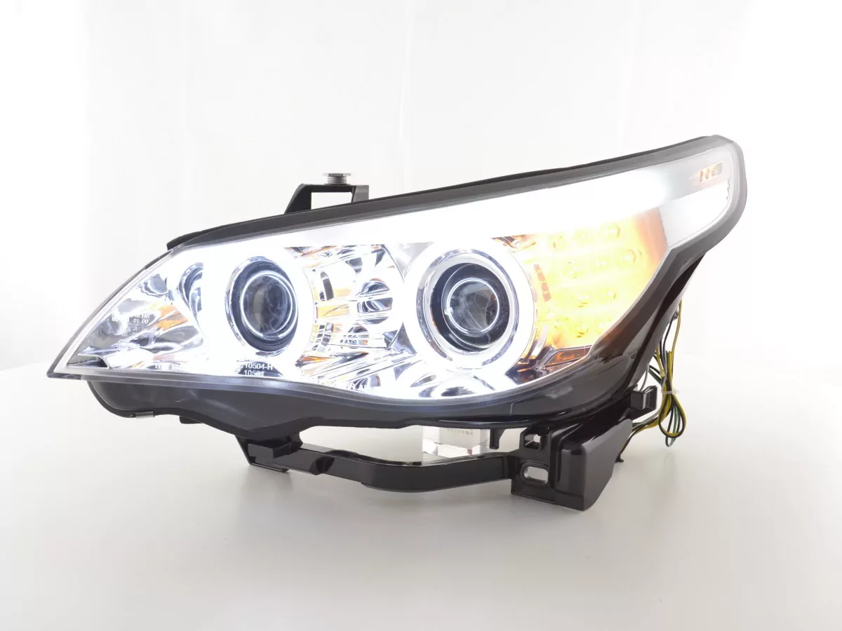 Scheinwerfer Set Xenon Angel Eyes CCFL BMW 5er E60/E61 Bj. 05-08 chrom für Rechtslenker