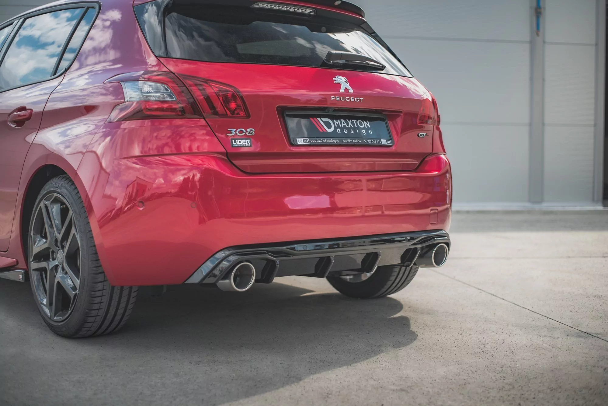 Diffusor Heck Ansatz Für + Endschalldampfer Sportauspuff Attrappe Peugeot 308 GT Mk2 Facelift