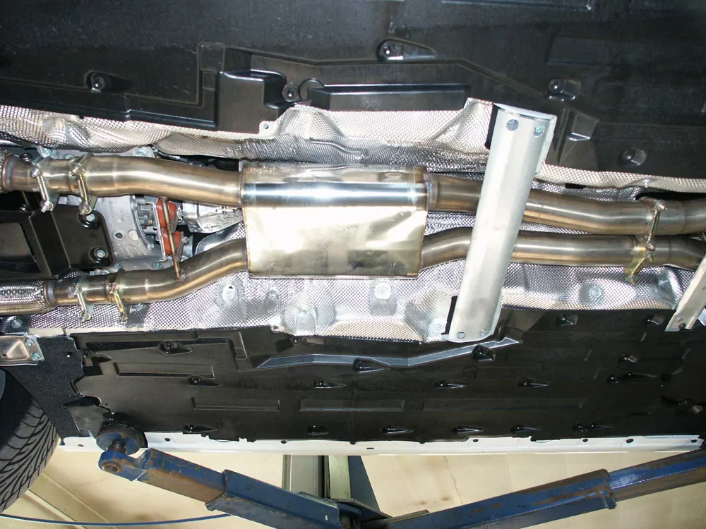 Audi A8 Typ 4E  Vorschalldämpfer Ø70mm kurzer Radstand