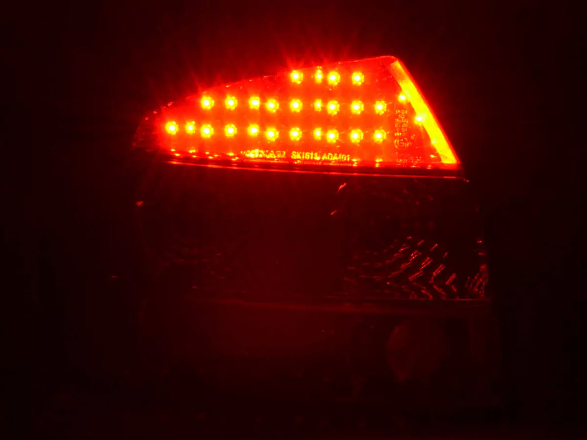 LED Rückleuchten Set Audi A4 Limousine Typ 8E Bj. 01-04 klar/rot